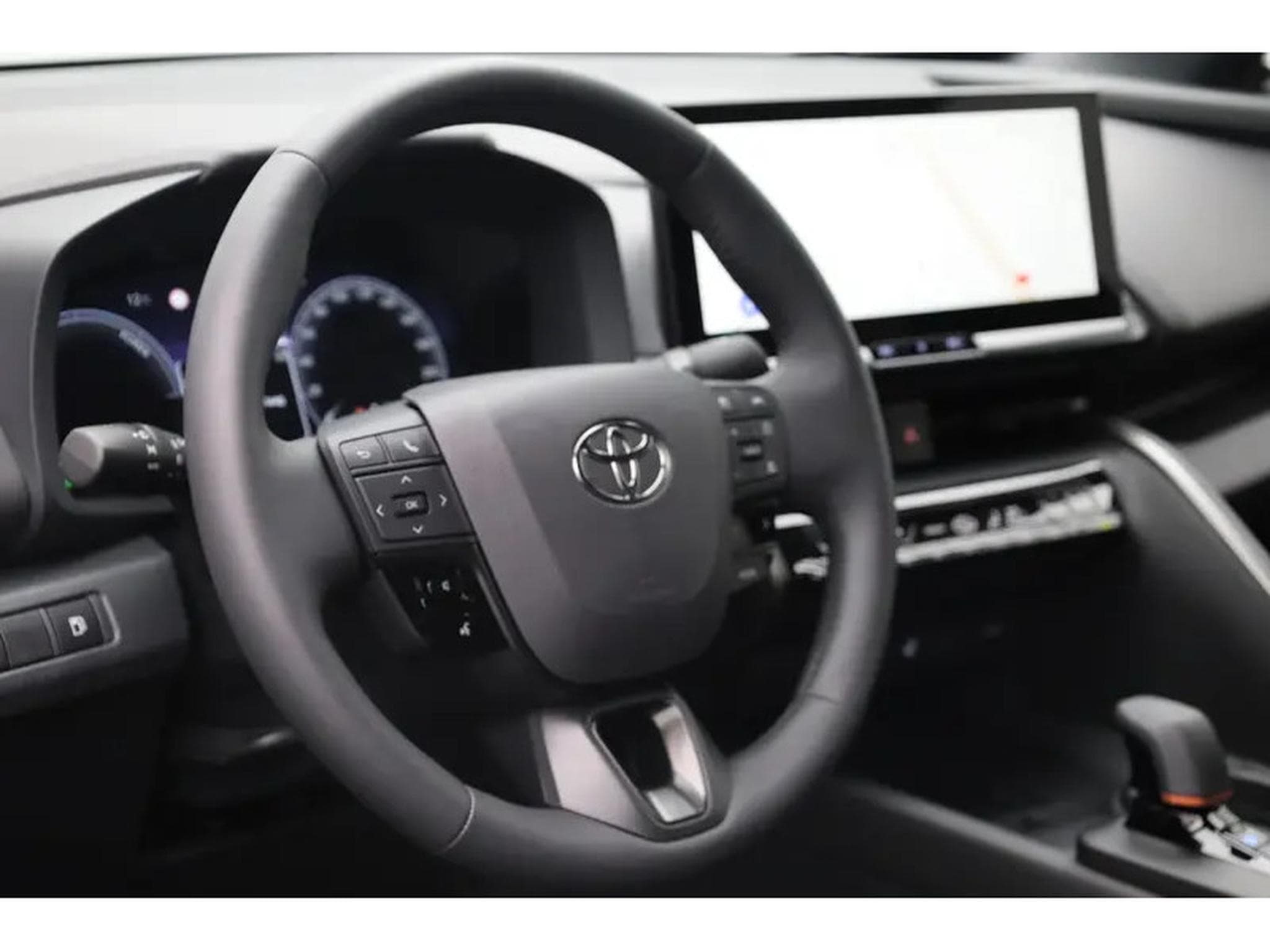 Toyota C-HR 2.0  VVT-I 223 PHEV Team (2026) - Foto 15
