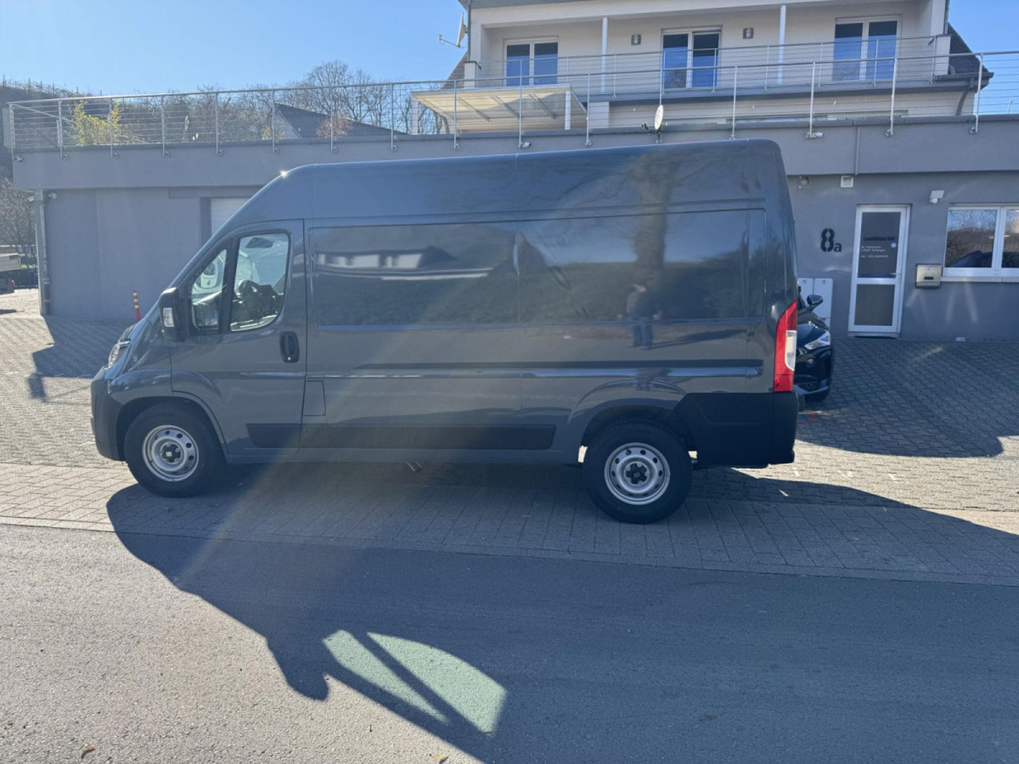 Fiat Ducato 2.2 Mjet 140  AT L2H2 (2025) - Foto 10