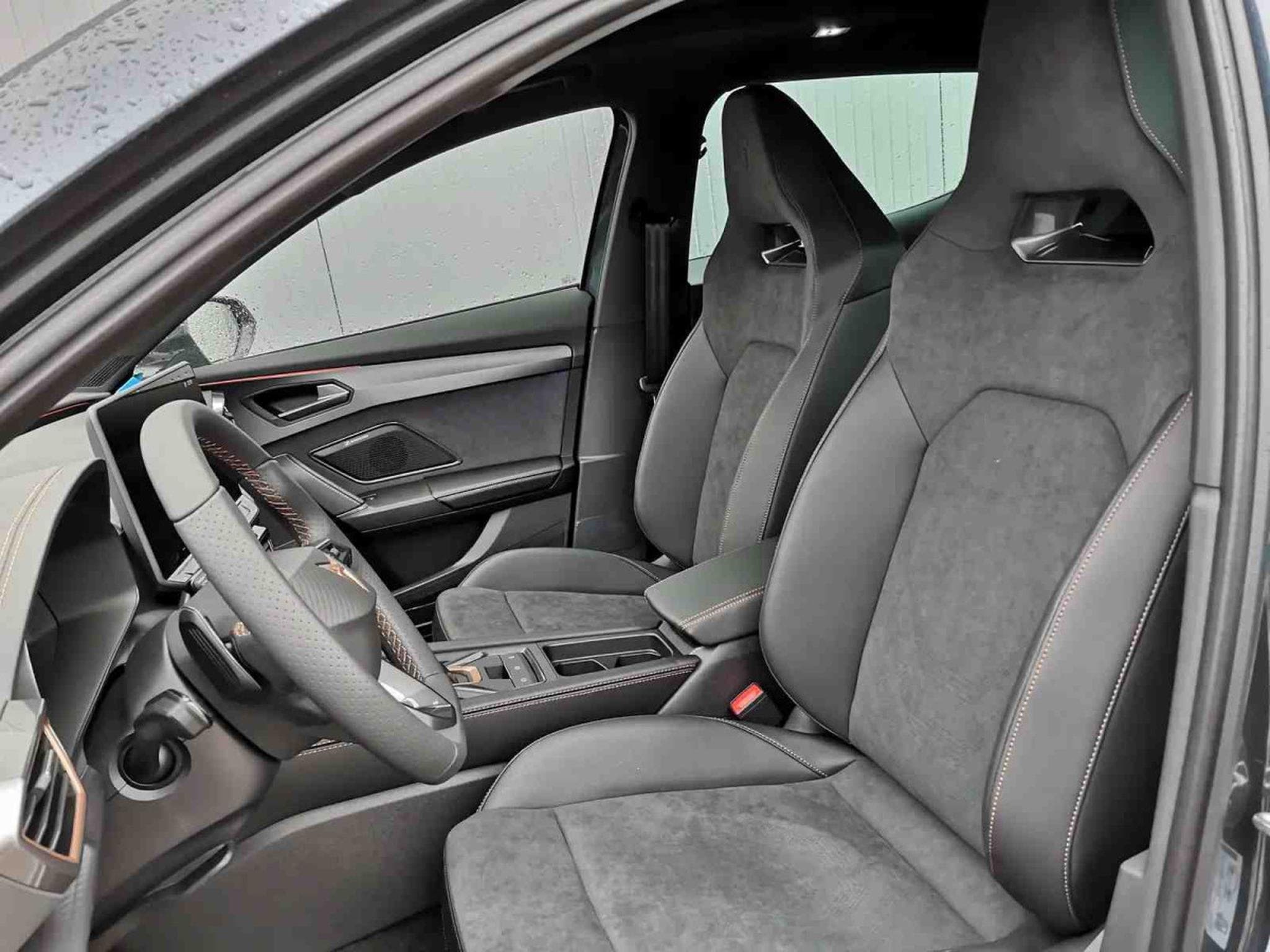Cupra Formentor 2.0 TSi DSG 333 Facelift 4DRIVE (2025) - Foto 5