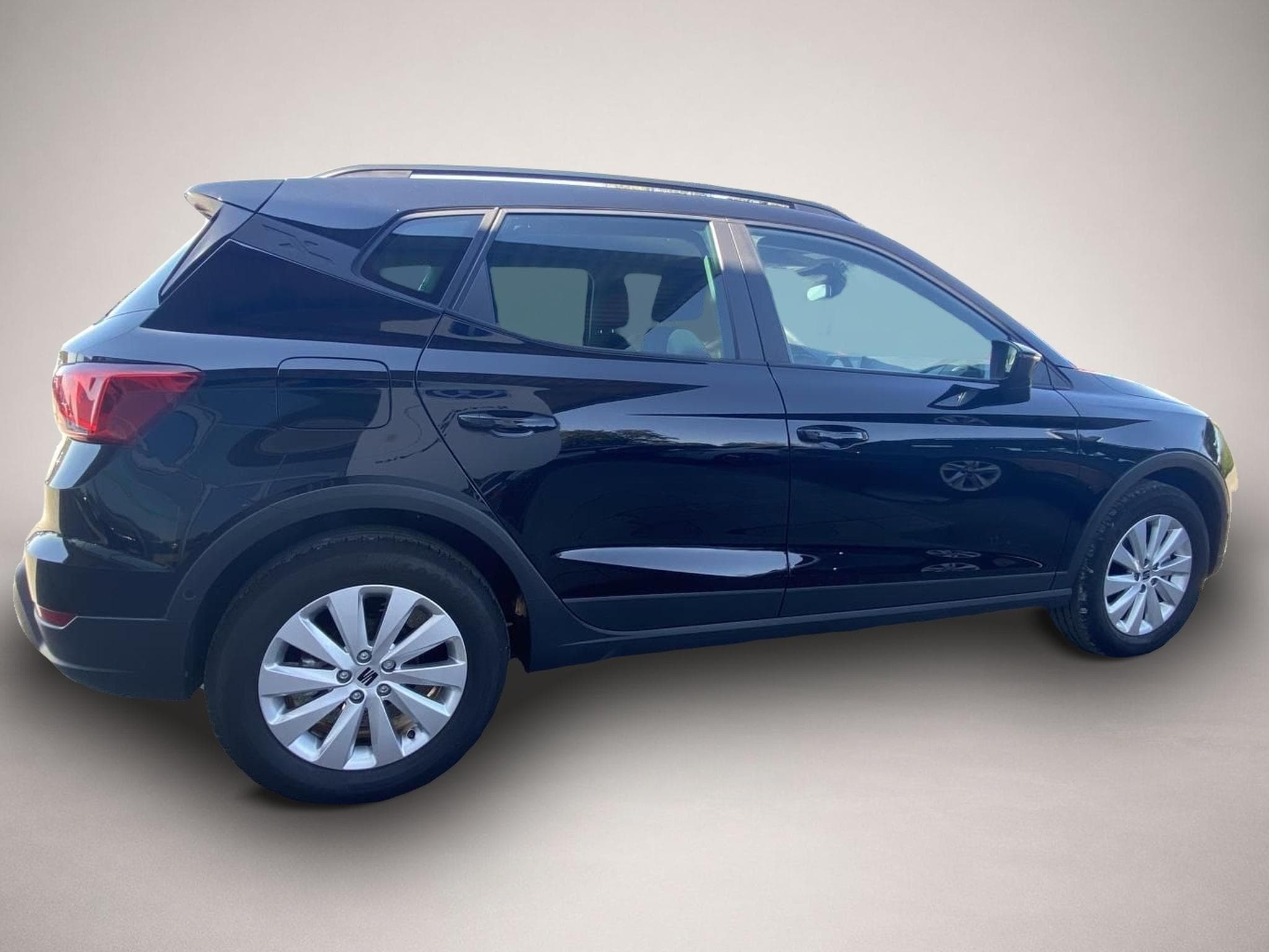 Seat Arona (2023) - Photo 5