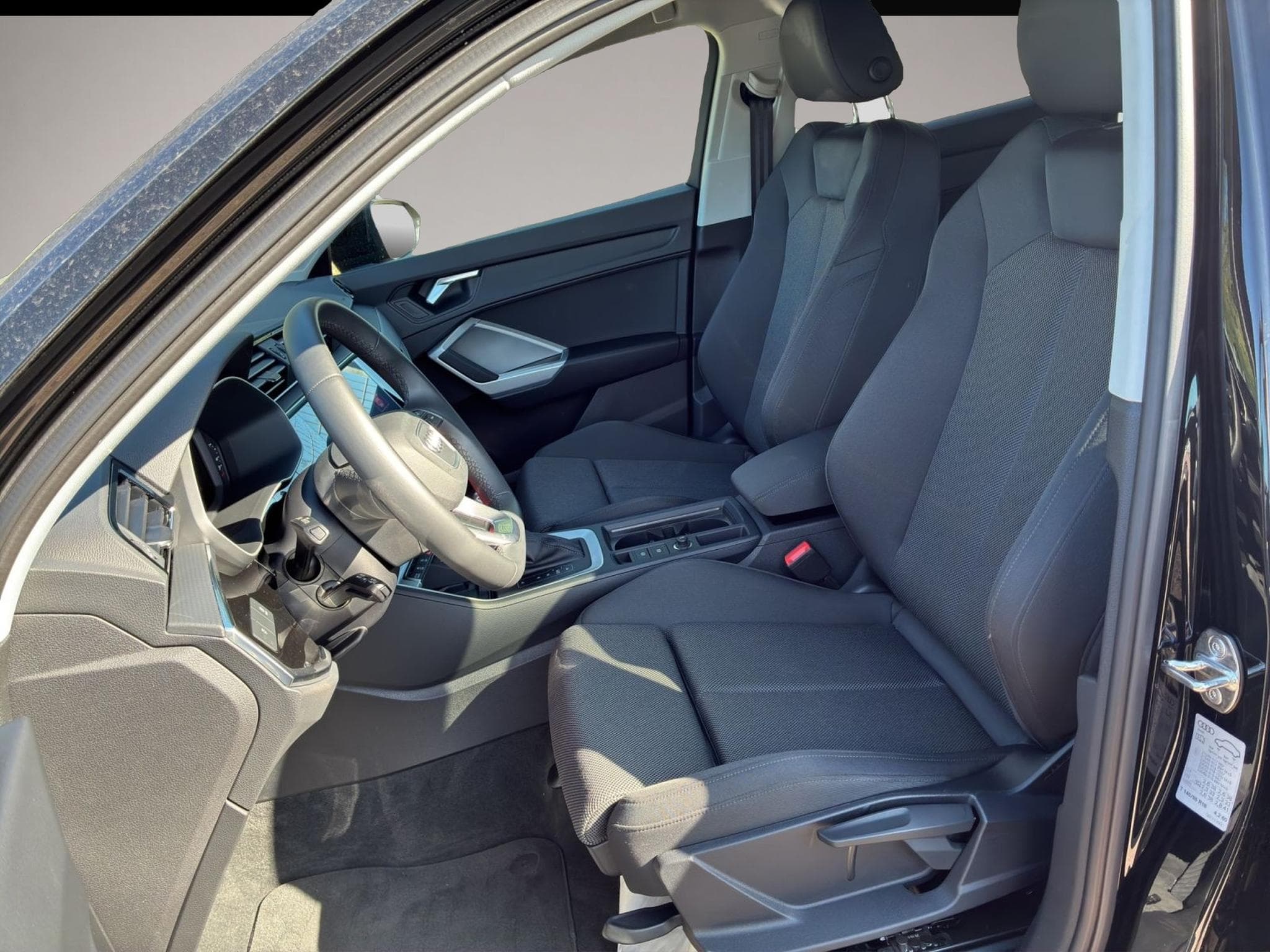 Audi Q3 (2025) - Photo 8