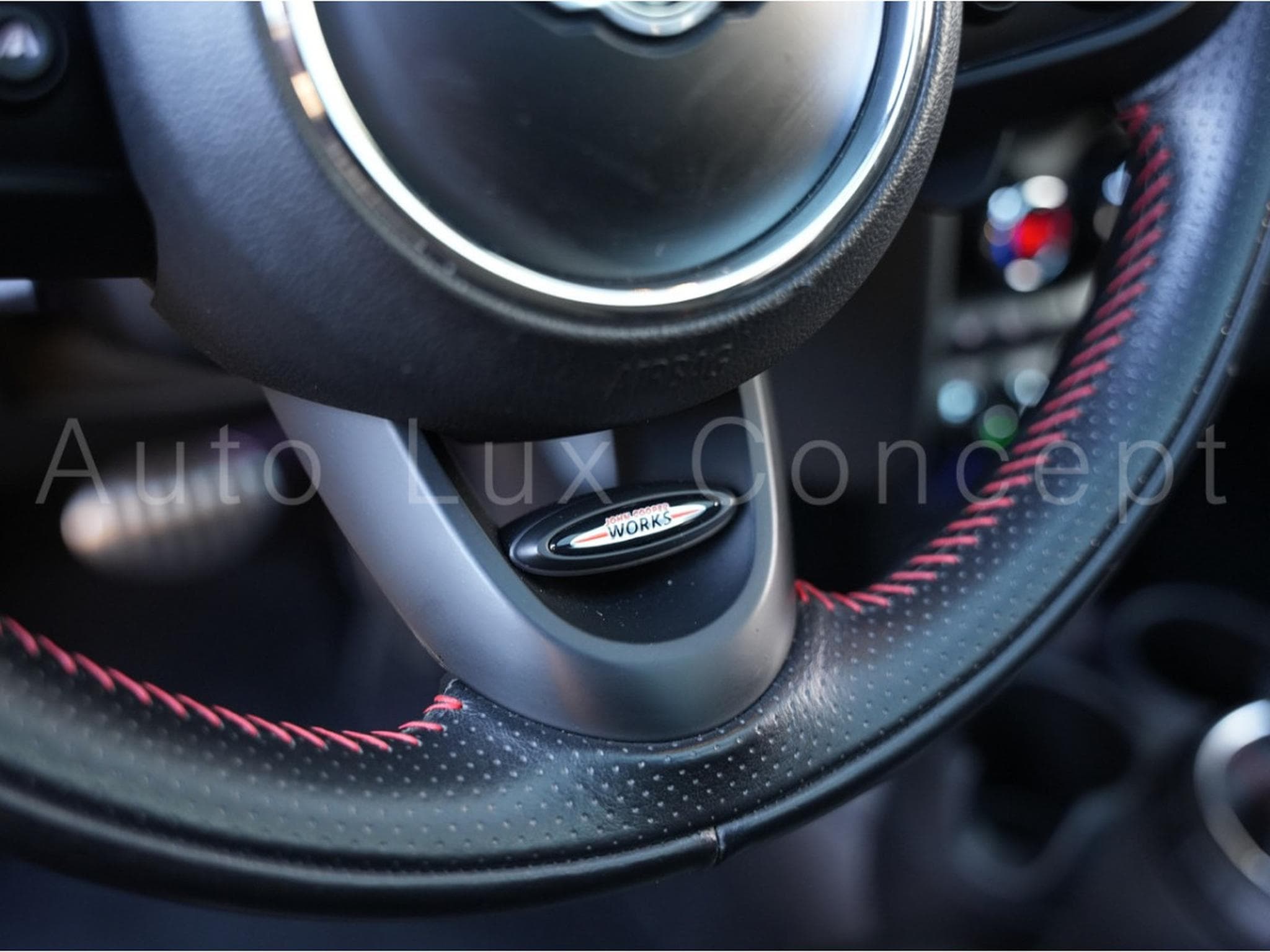 Mini Cooper S 5 portes (2016) - Photo 18