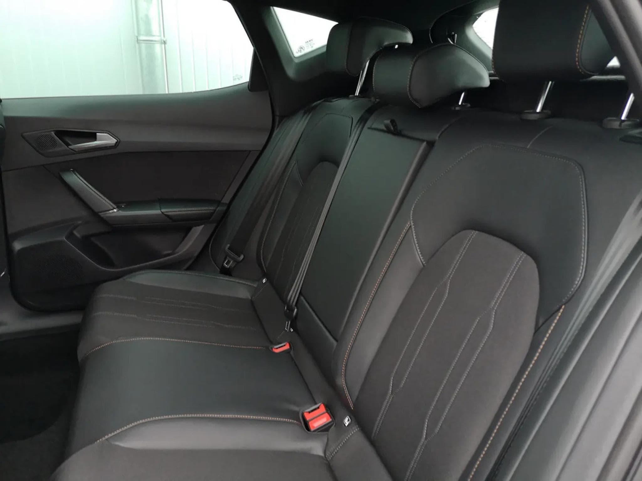 Cupra Formentor 1.5 eTSi DSG 150 (2026) - Photo 6