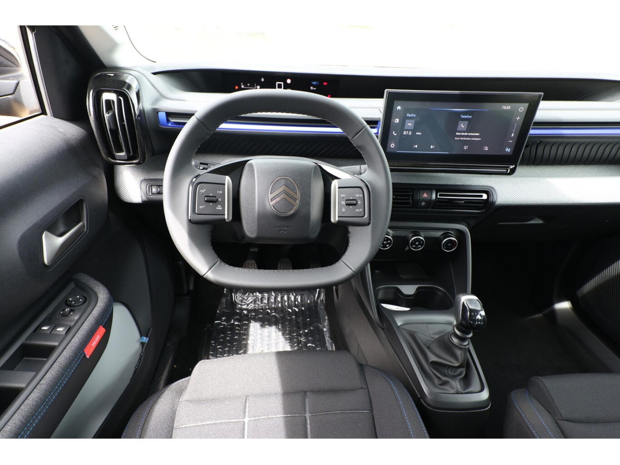 Citroën C3 1.2 PuretTech 101 PLUS (2026) - Photo 6