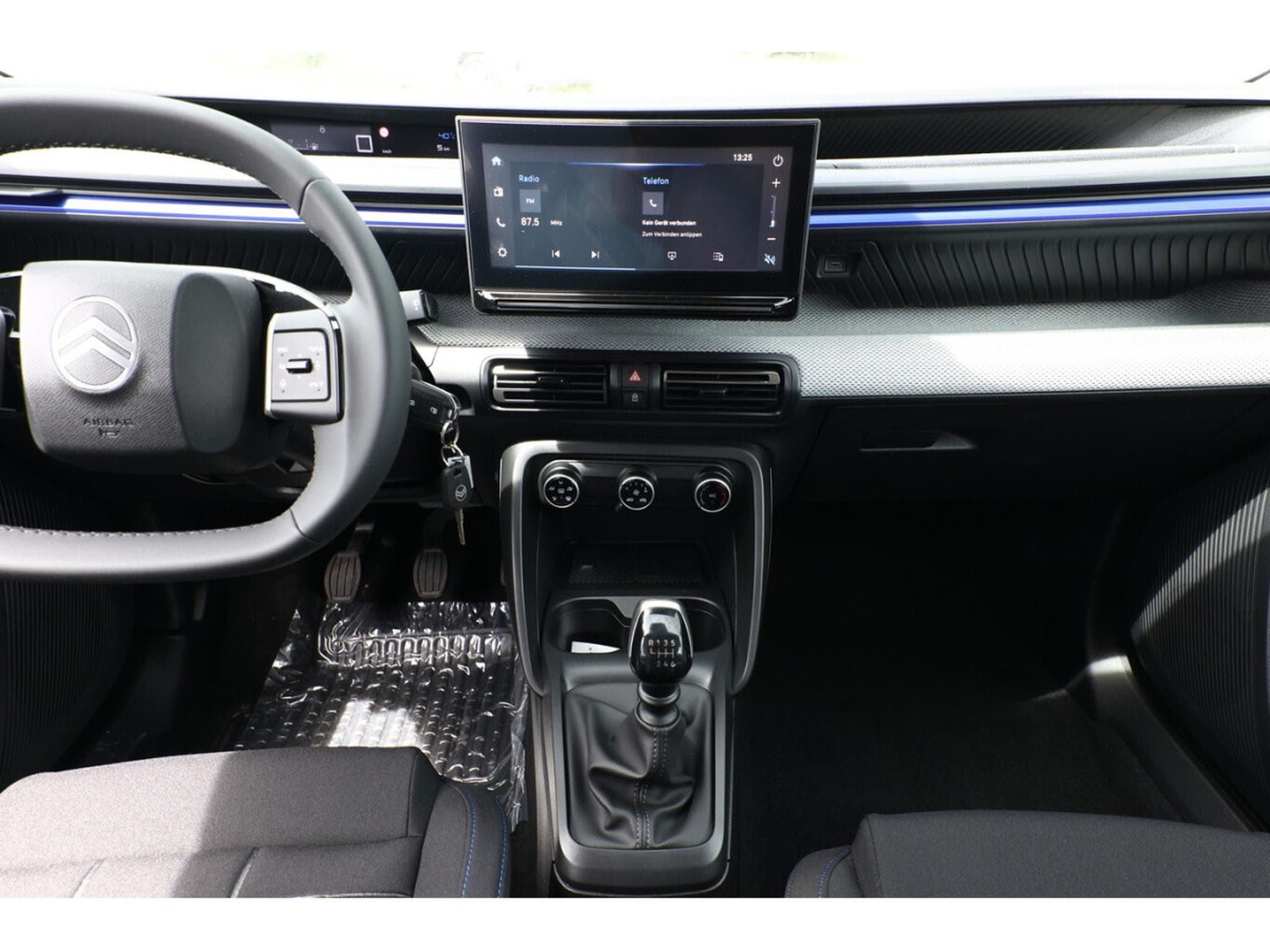 Citroën C3 1.2 PuretTech 101 PLUS (2026) - Photo 8