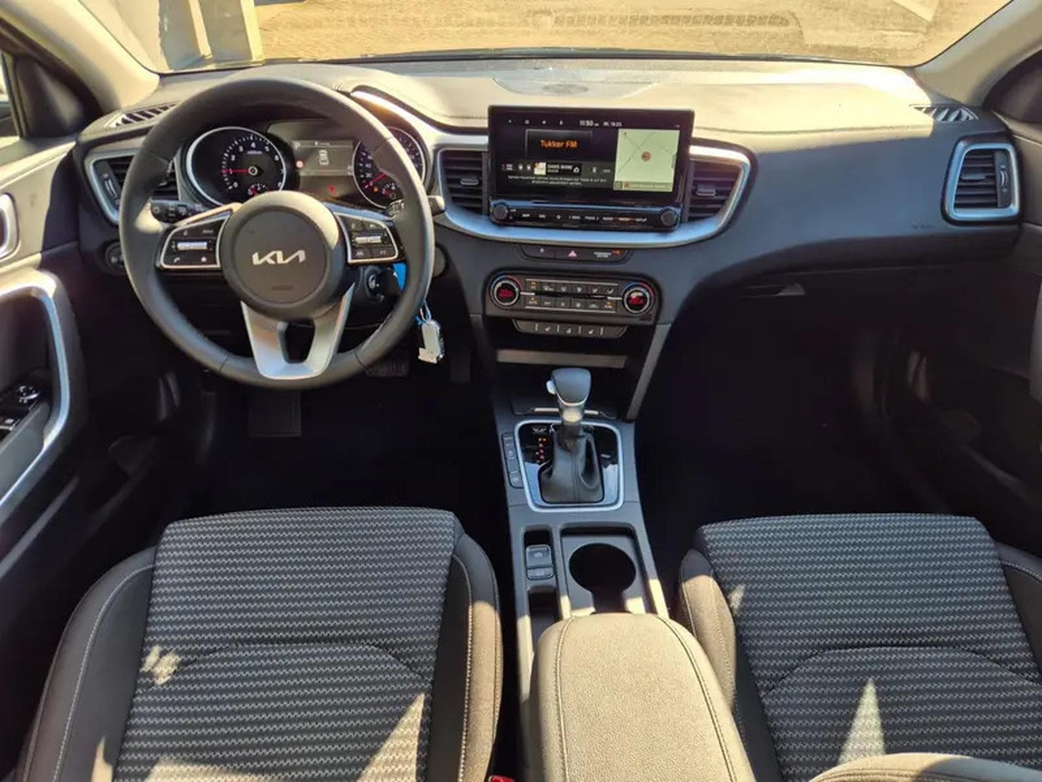 Kia XCeed 1.6 T-GDI DCT 150 (2026) - Photo 7