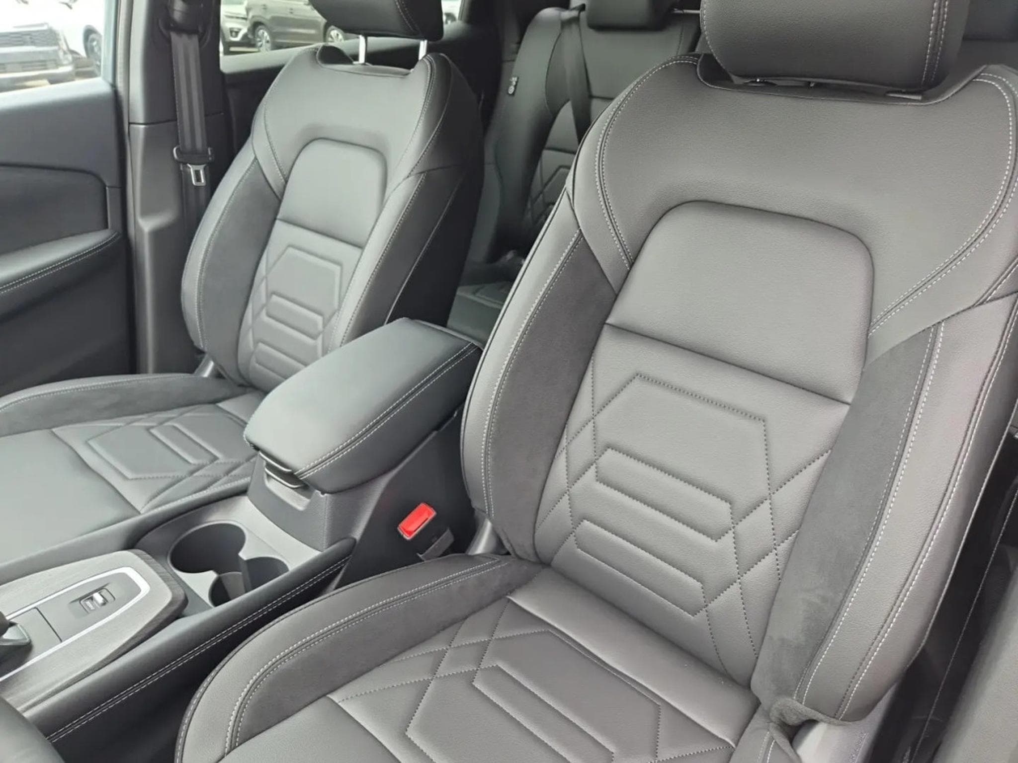 Nissan Qashqai 1.3 mHEV 158 Auto N-Design (2026) - Photo 8