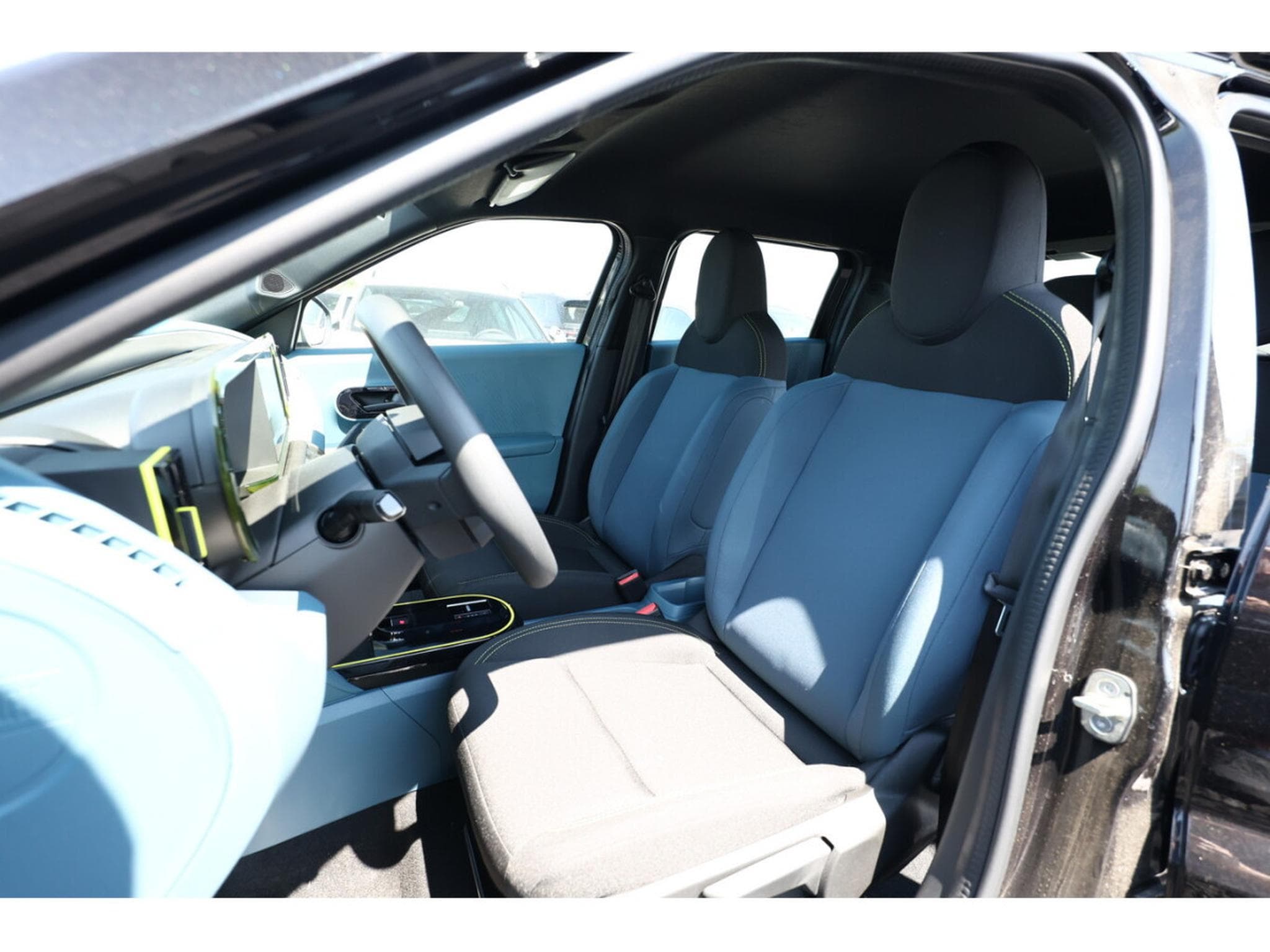 Fiat Grande Panda 1.2 Hybrid e-DSC6 101 Icon (2025) - Foto 7