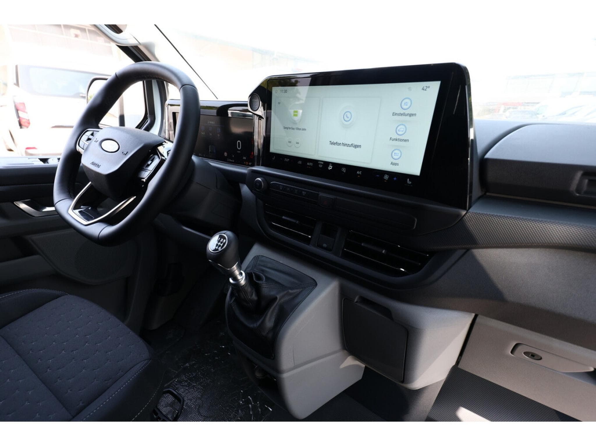 Ford Transit 2.0 ECOBLUE 150 L2H1 Limited (2015) - Foto 9