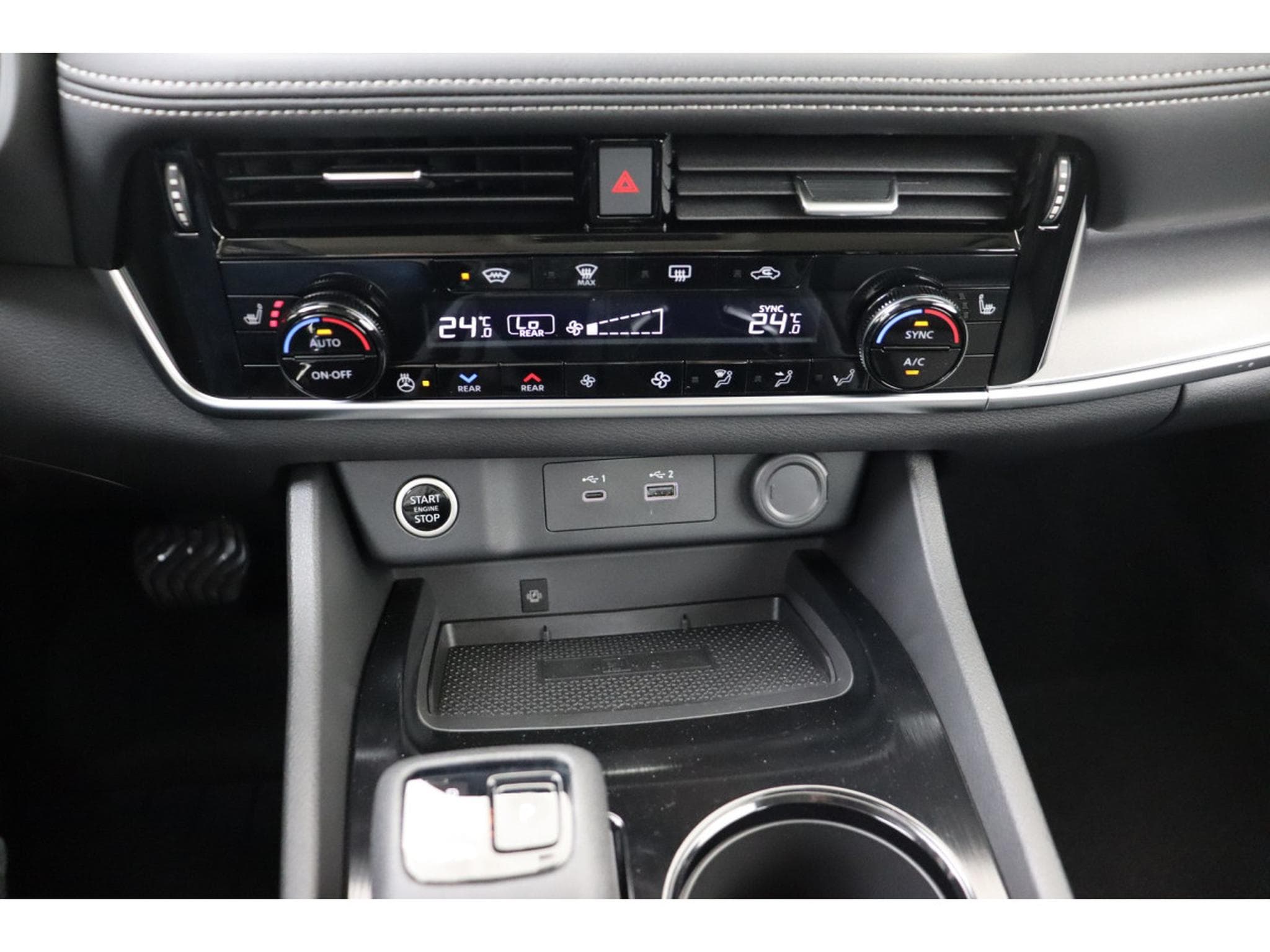 Nissan X-Trail 1.5 VC-T MHEV 163 AUTO Acenta Comfort Pack 7 places (2026) - Foto 17