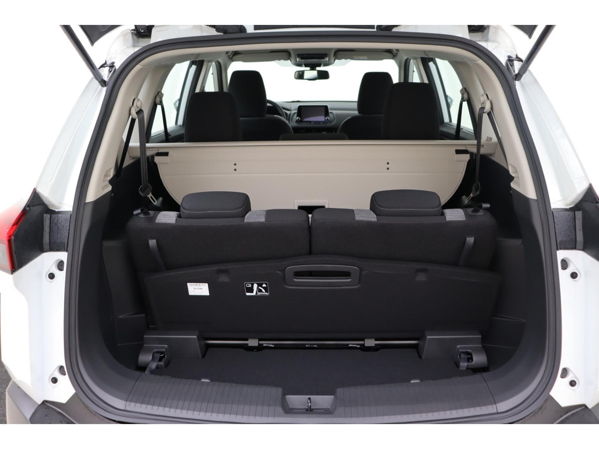 Nissan X-Trail 1.5 VC-T MHEV 163 AUTO Acenta Comfort Pack 7 places (2026) - Foto 18