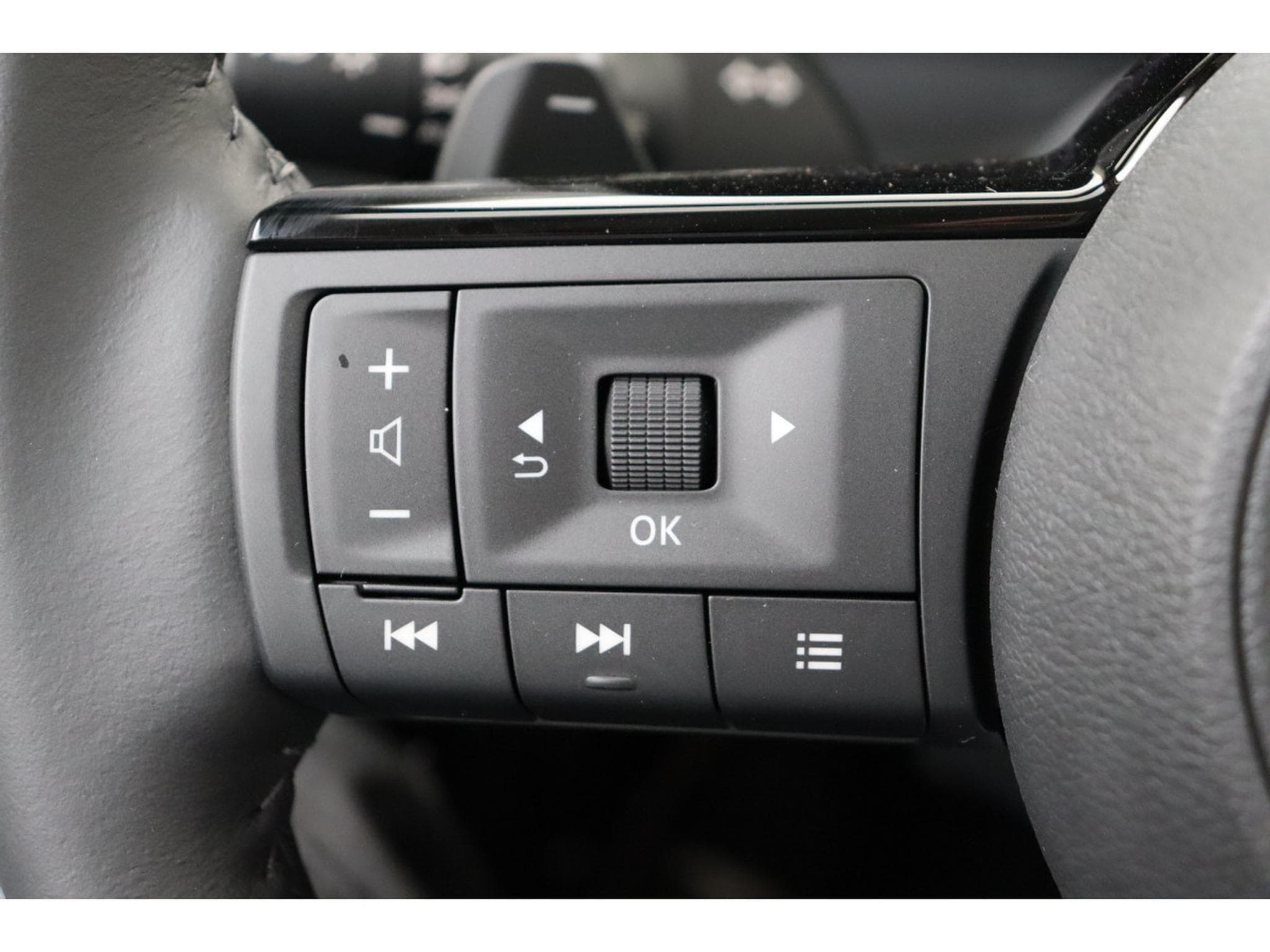 Nissan X-Trail 1.5 VC-T MHEV 163 AUTO Acenta Comfort Pack 7 places (2026) - Foto 19