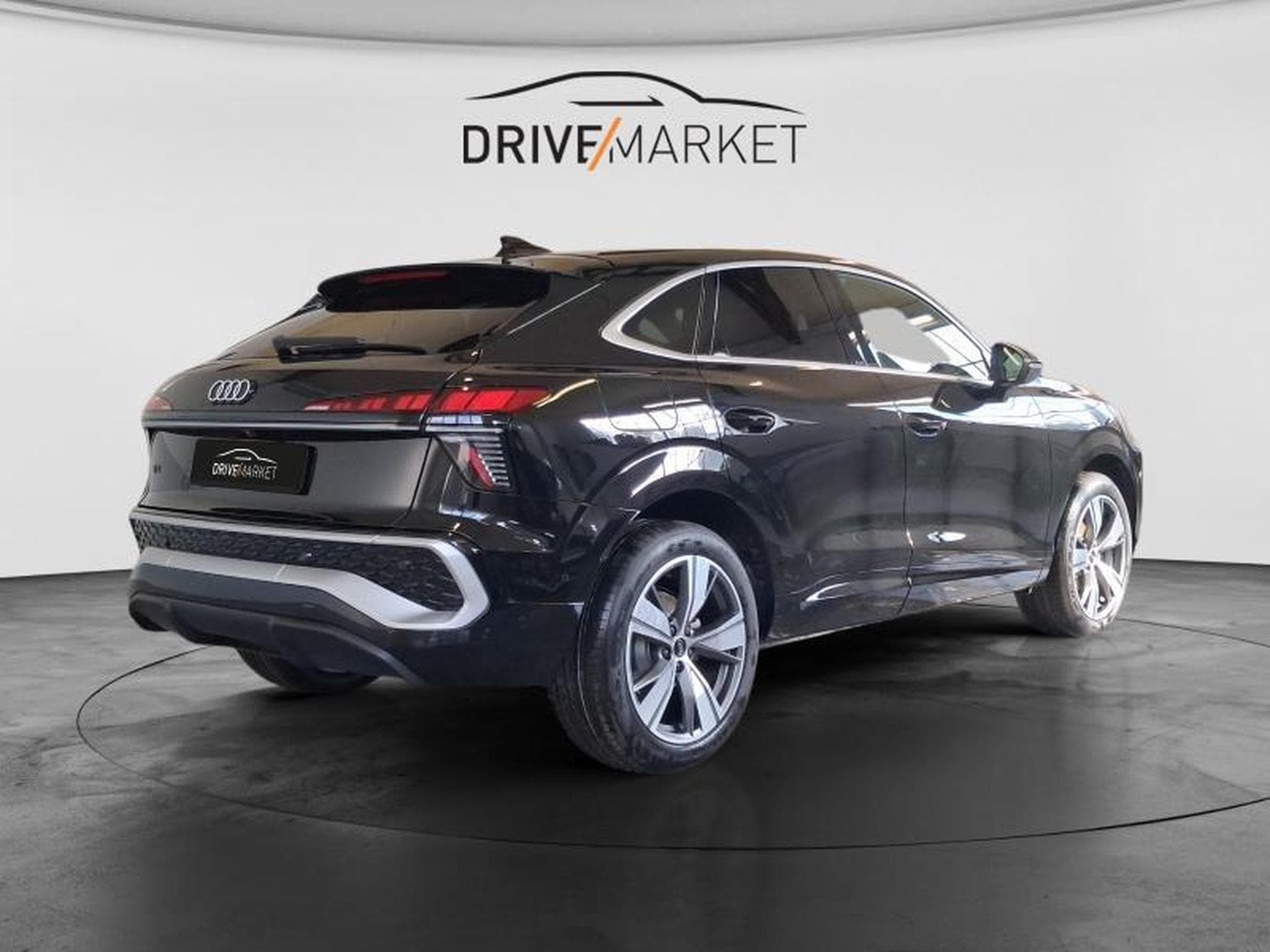 Audi Q3 Sportback (2026) - Photo 4
