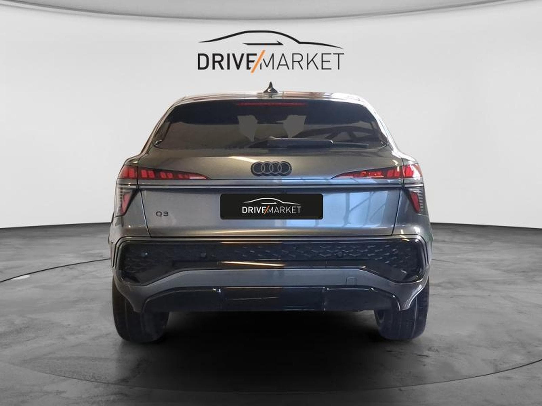 Audi Q3 Sportback (2026) - Photo 16