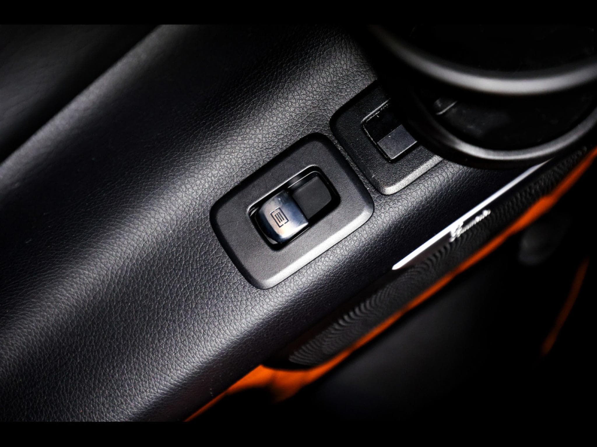 Mercedes V 300 d 4MATIC EXTRALANG AMG-LINE - MH VIP DESIGN (2021) - Photo 23