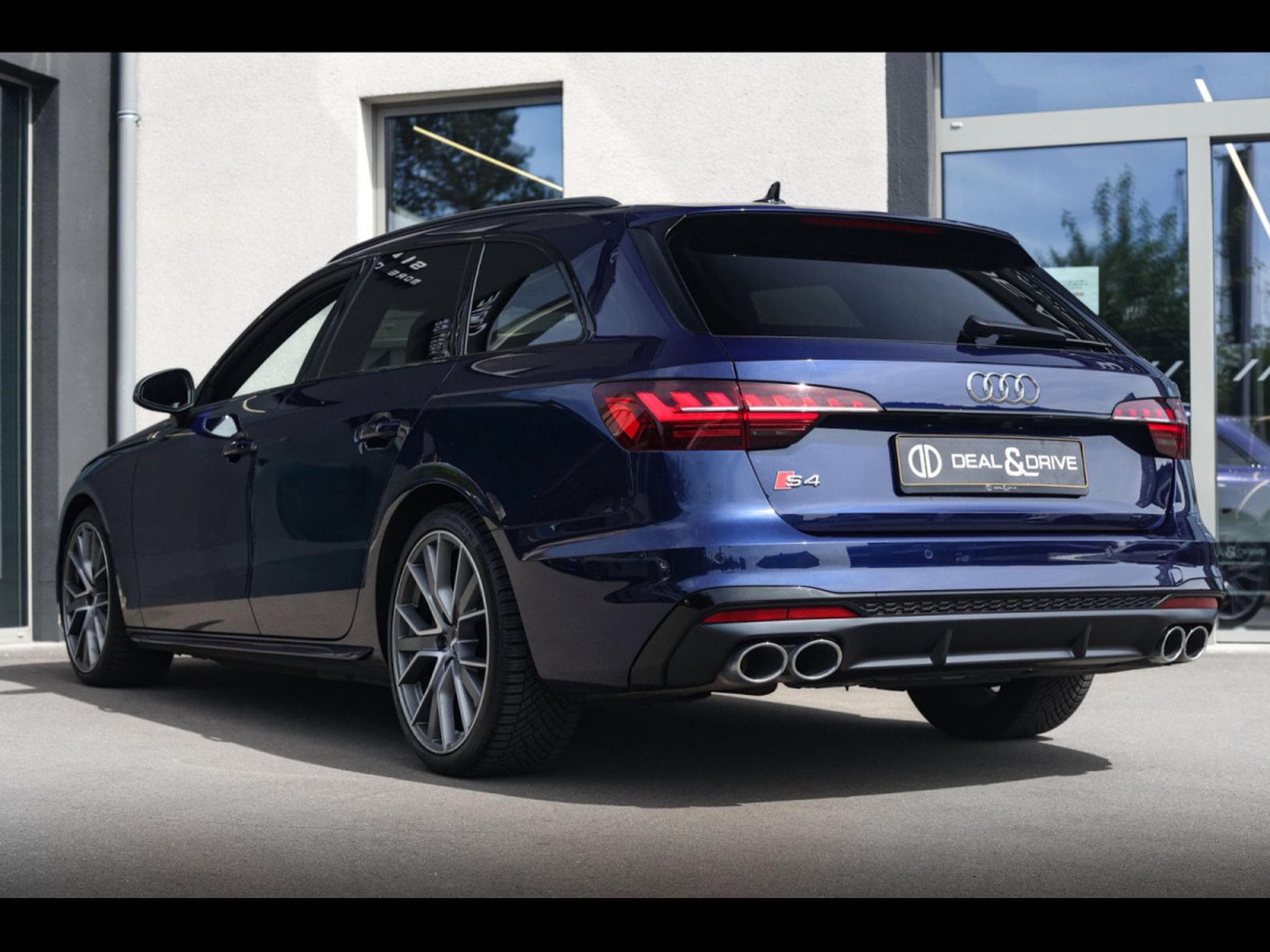 Audi S4 AVANT 3.0 TDI QUATTRO TIPTRONIC - PACK BLACK - NAVARRE BLUE (2023) - Photo 3