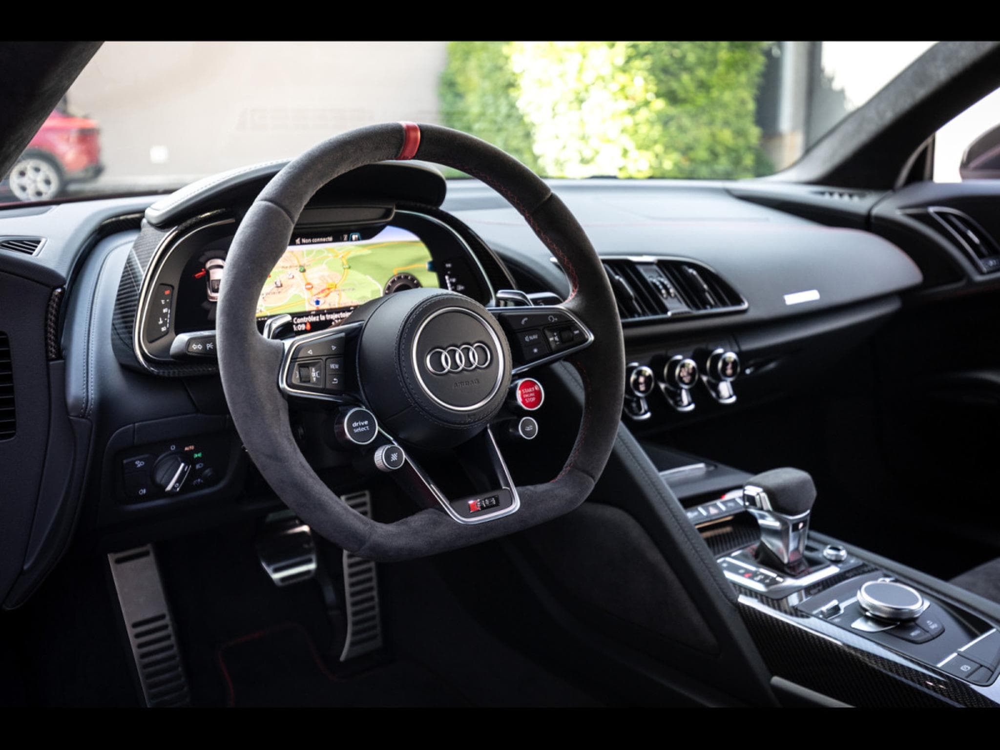 Audi R8 V10 GT RWD S-TRONIC - 1 OF 333 - TANGO RED METALLIC - WARRAN (2023) - Photo 12