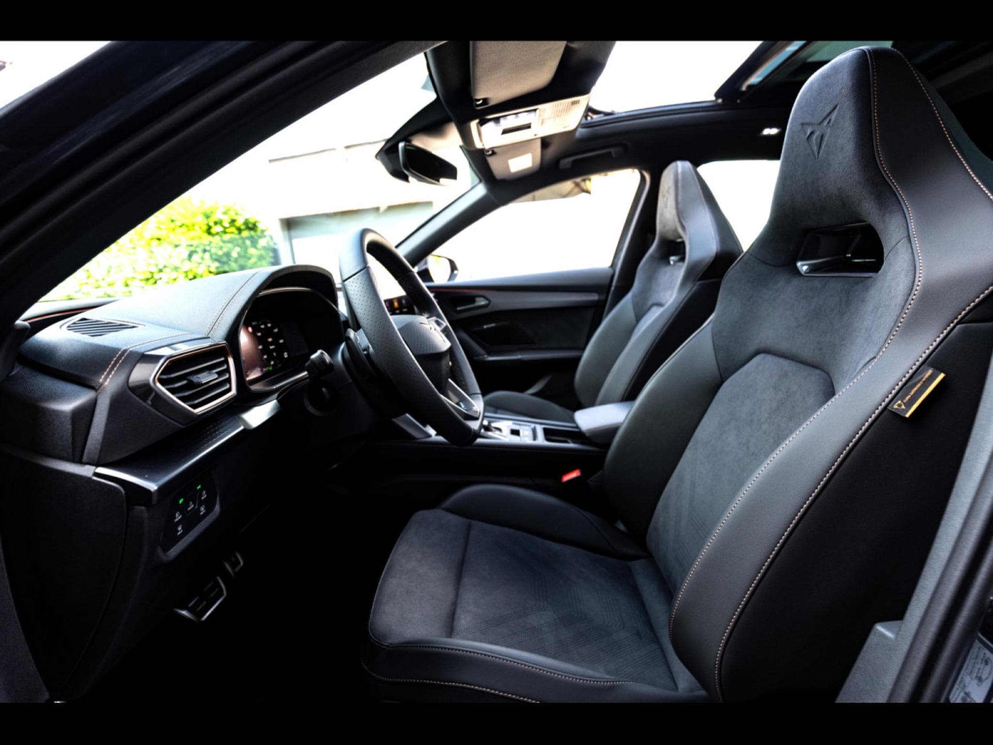 Cupra Formentor VZ 2.0 TSI 333 DSG7 4DRIVE (FACELIFT) - PACK SKYLINE - MAGNE (2025) - Photo 11