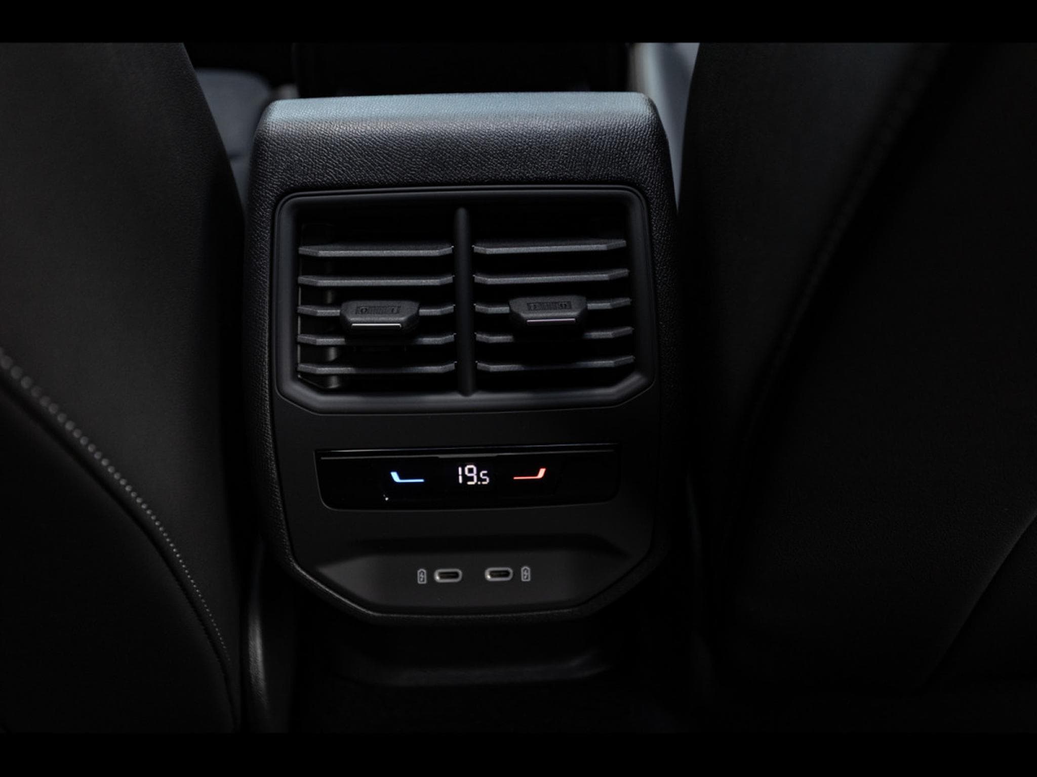 Cupra Formentor VZ 2.0 TSI 333 DSG7 4DRIVE (FACELIFT) - PACK SKYLINE - MAGNE (2025) - Photo 21