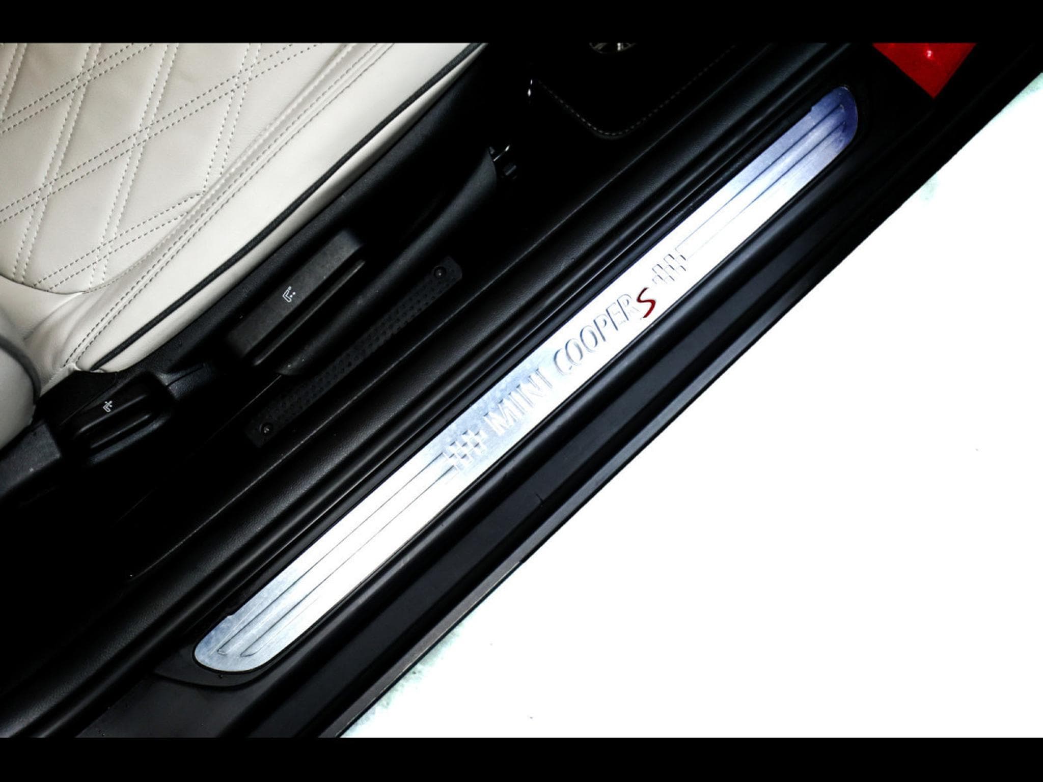 Mini Cooper S 3 PORTES YOURS TRIM - CHILI RED (2022) - Photo 18
