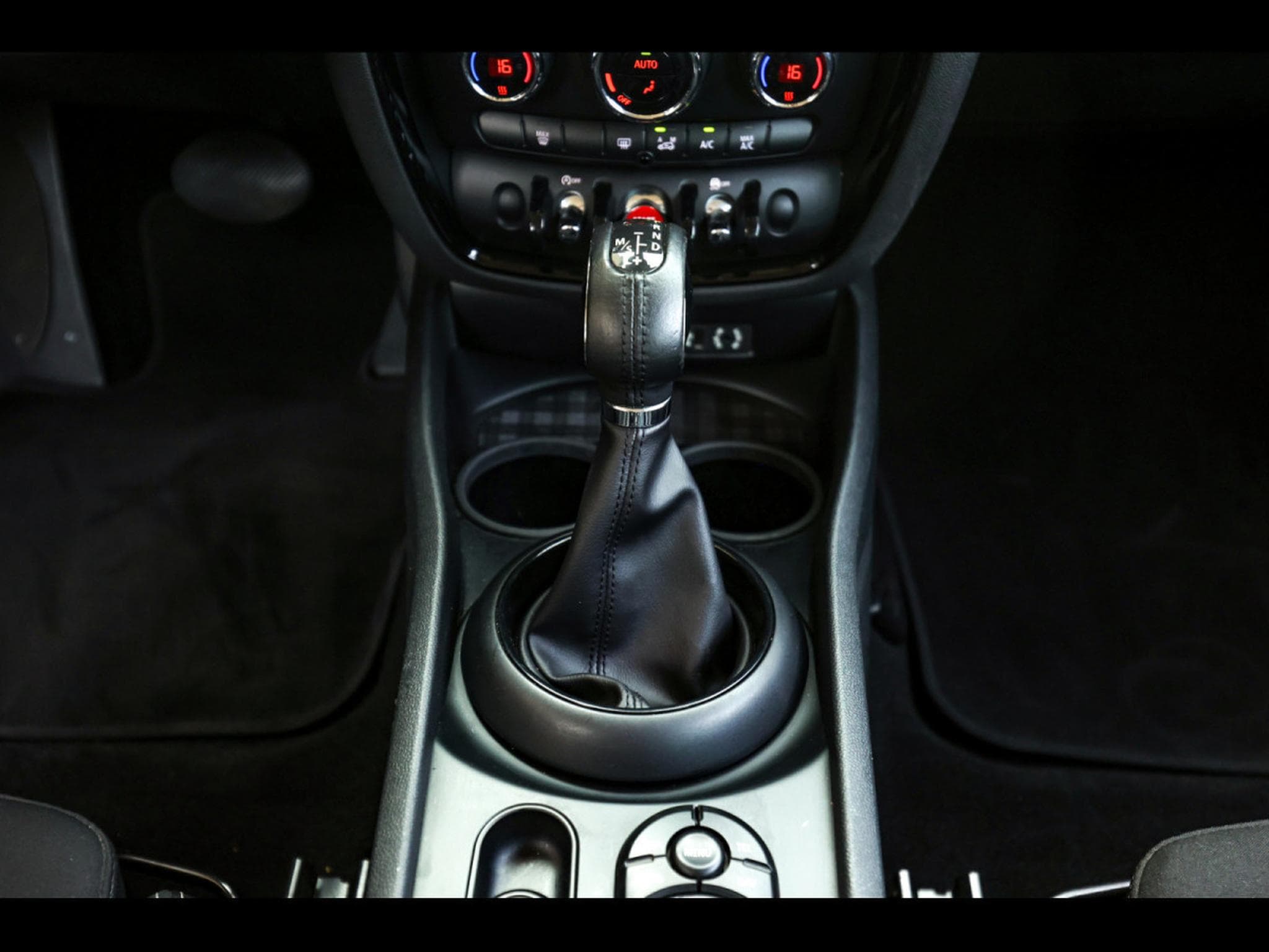 Mini Clubman Cooper S III 192 BVA8 (2017) - Photo 18