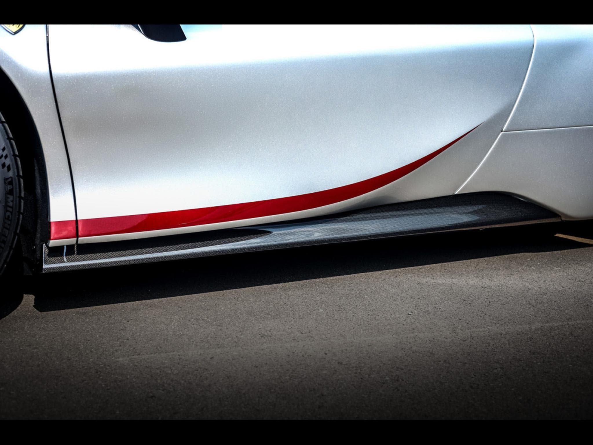 Ferrari SF90 ATELIER (1000 CH) - SANUSILVER X NERO PUROSANGUE - PPF (2025) - Photo 19