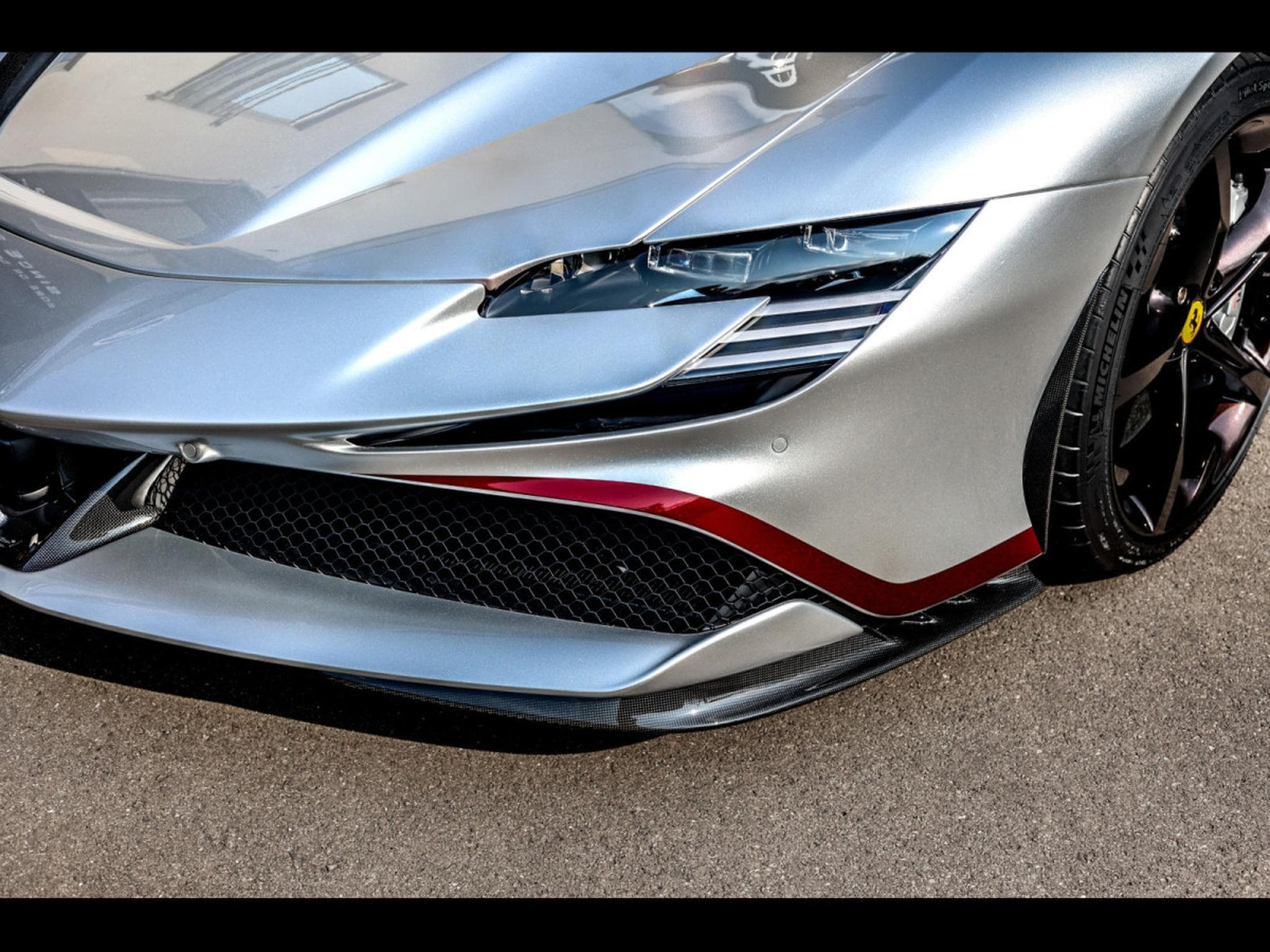 Ferrari SF90 ATELIER (1000 CH) - SANUSILVER X NERO PUROSANGUE - PPF (2025) - Photo 21