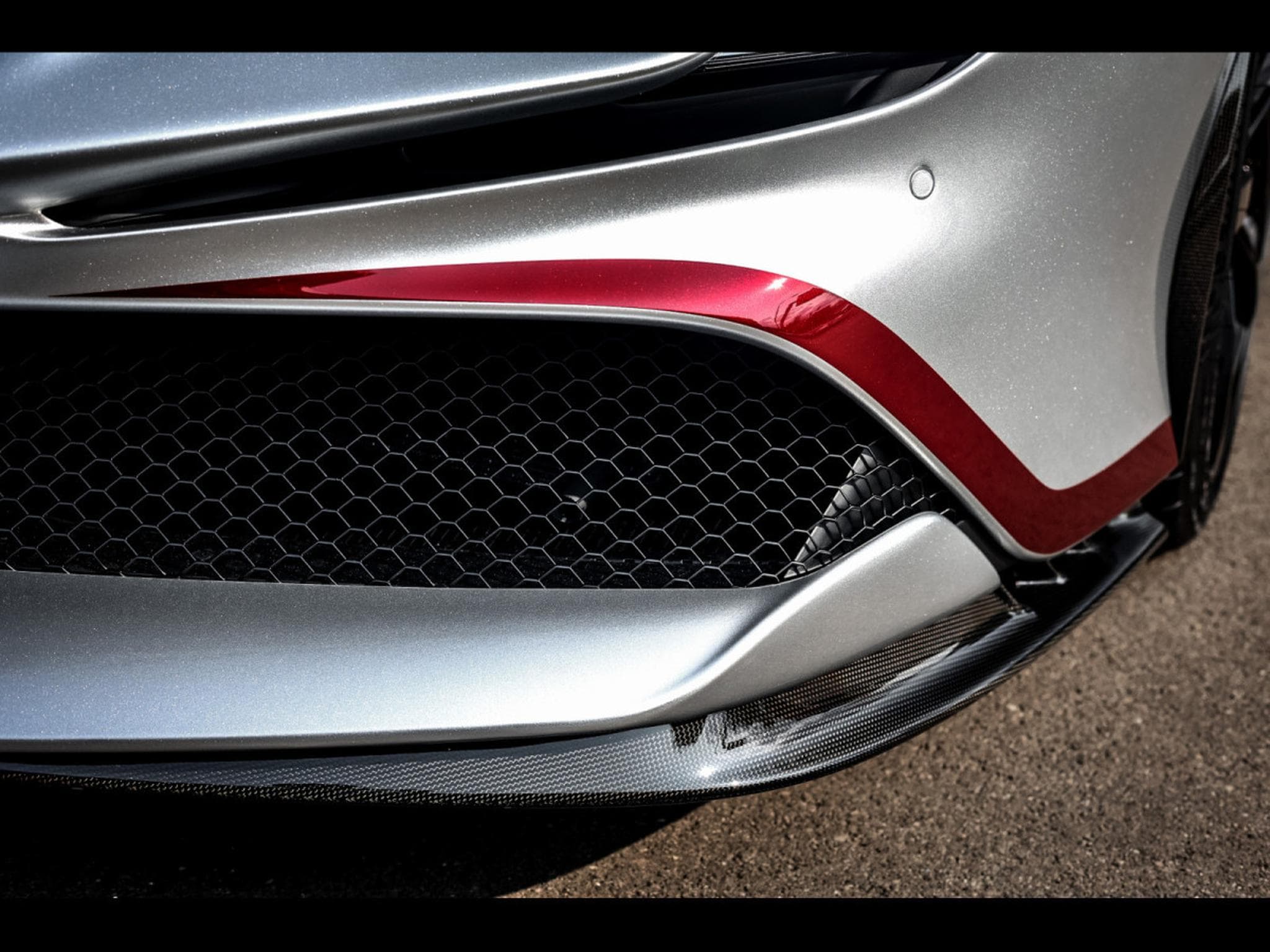 Ferrari SF90 ATELIER (1000 CH) - SANUSILVER X NERO PUROSANGUE - PPF (2025) - Photo 23
