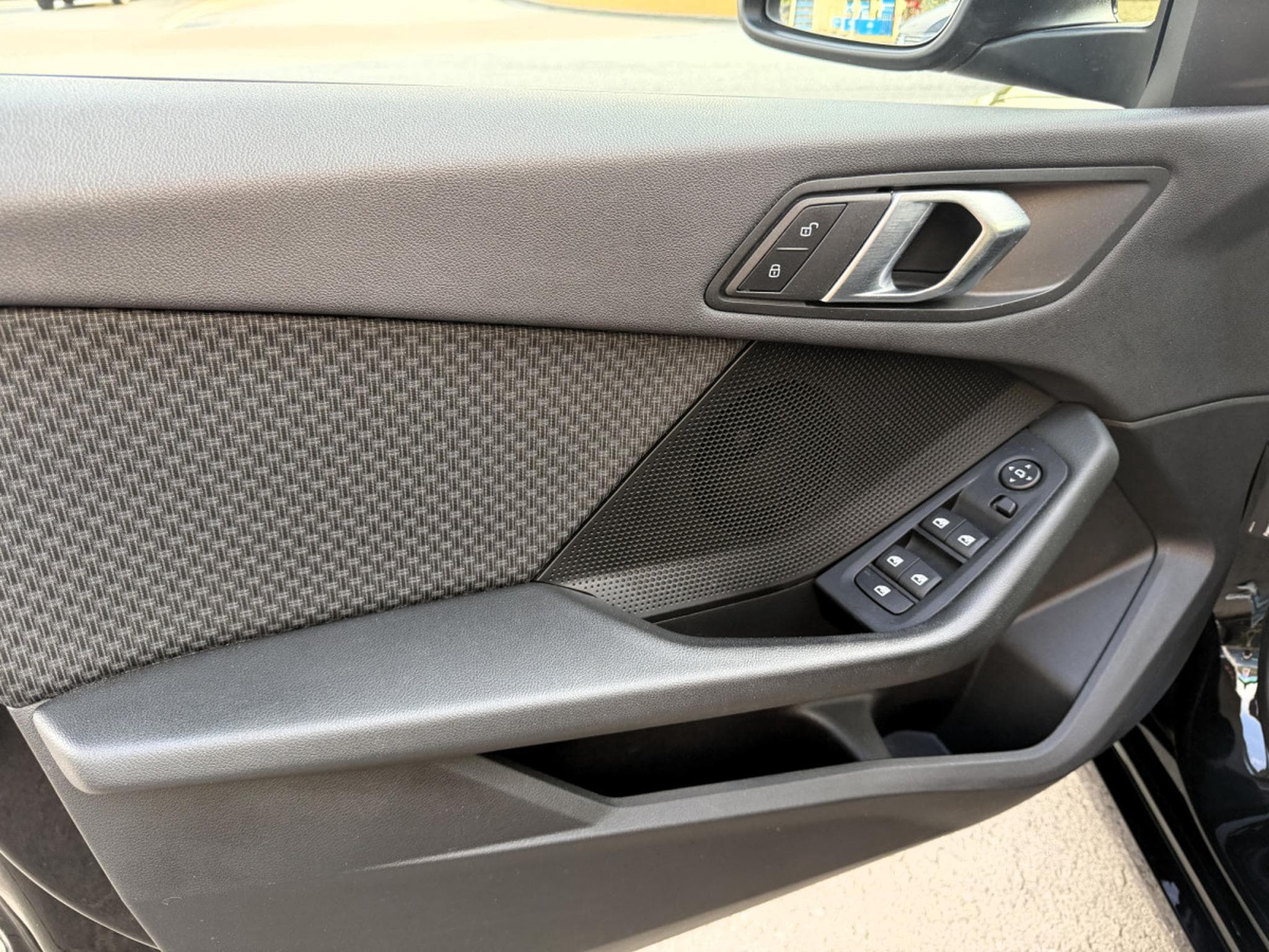BMW 118 118i BUSINESS PACKAGE, TEMPOMAT, SIEGES CHAUFFANT (2019) - Photo 13