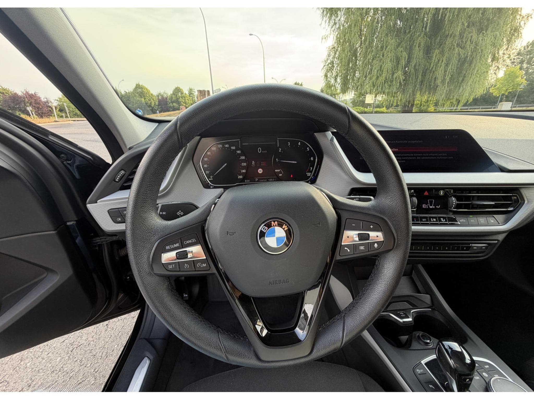 BMW 118 118i BUSINESS PACKAGE, TEMPOMAT, SIEGES CHAUFFANT (2019) - Photo 9
