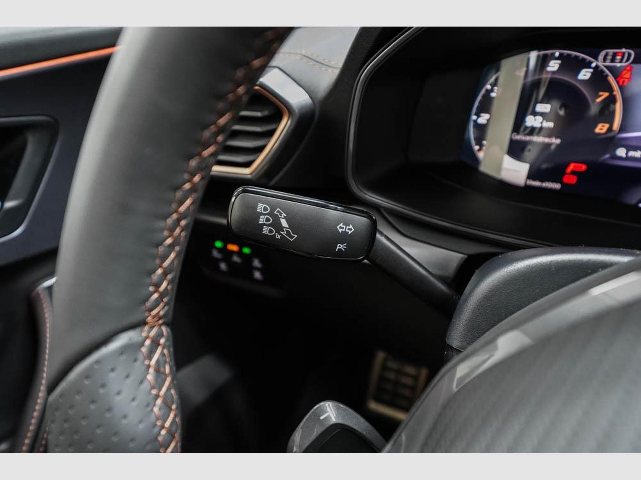 Cupra Formentor 2,0 TSI DSG (2026) - Photo 10