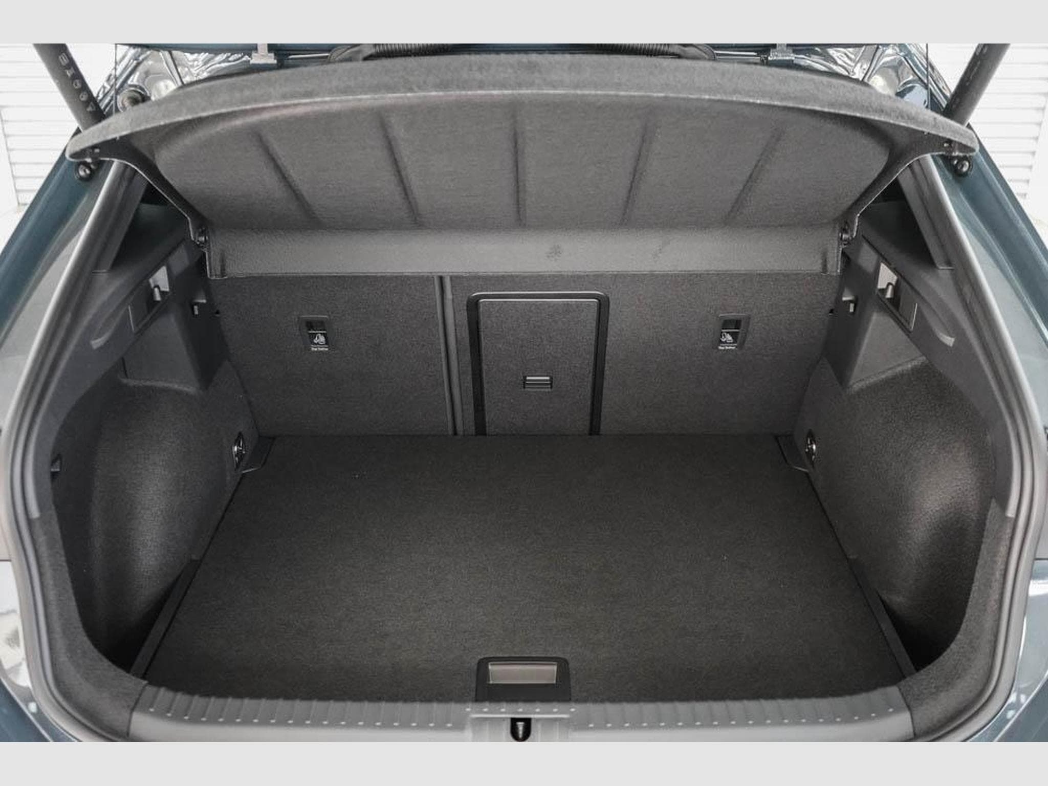 Cupra Formentor 2,0 TSI DSG (2026) - Photo 18