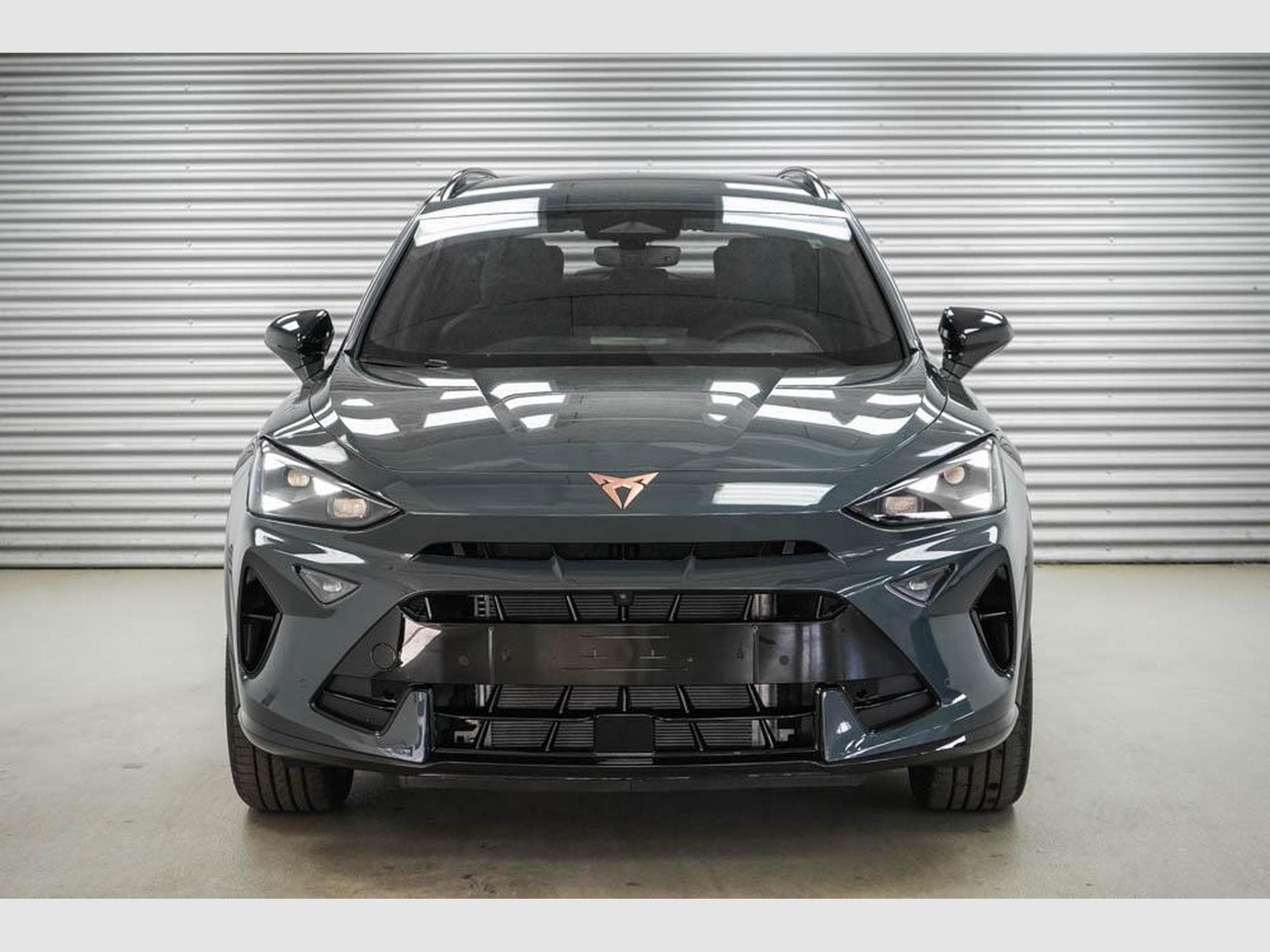 Cupra Formentor 2,0 TSI DSG (2026) - Photo 2