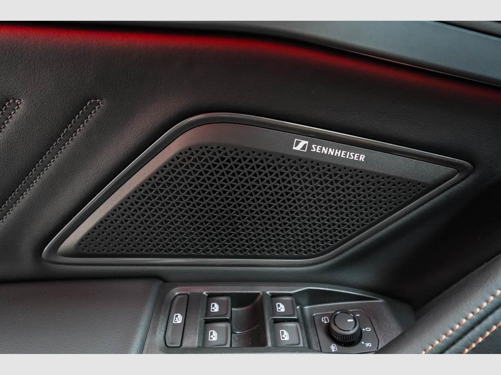 Cupra Formentor 2,0 TSI DSG (2026) - Photo 23