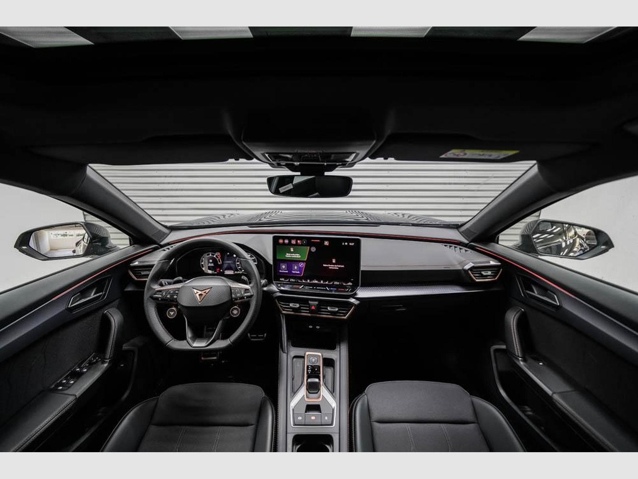 Cupra Formentor 1,5 eTSI DSG (2026) - Photo 6