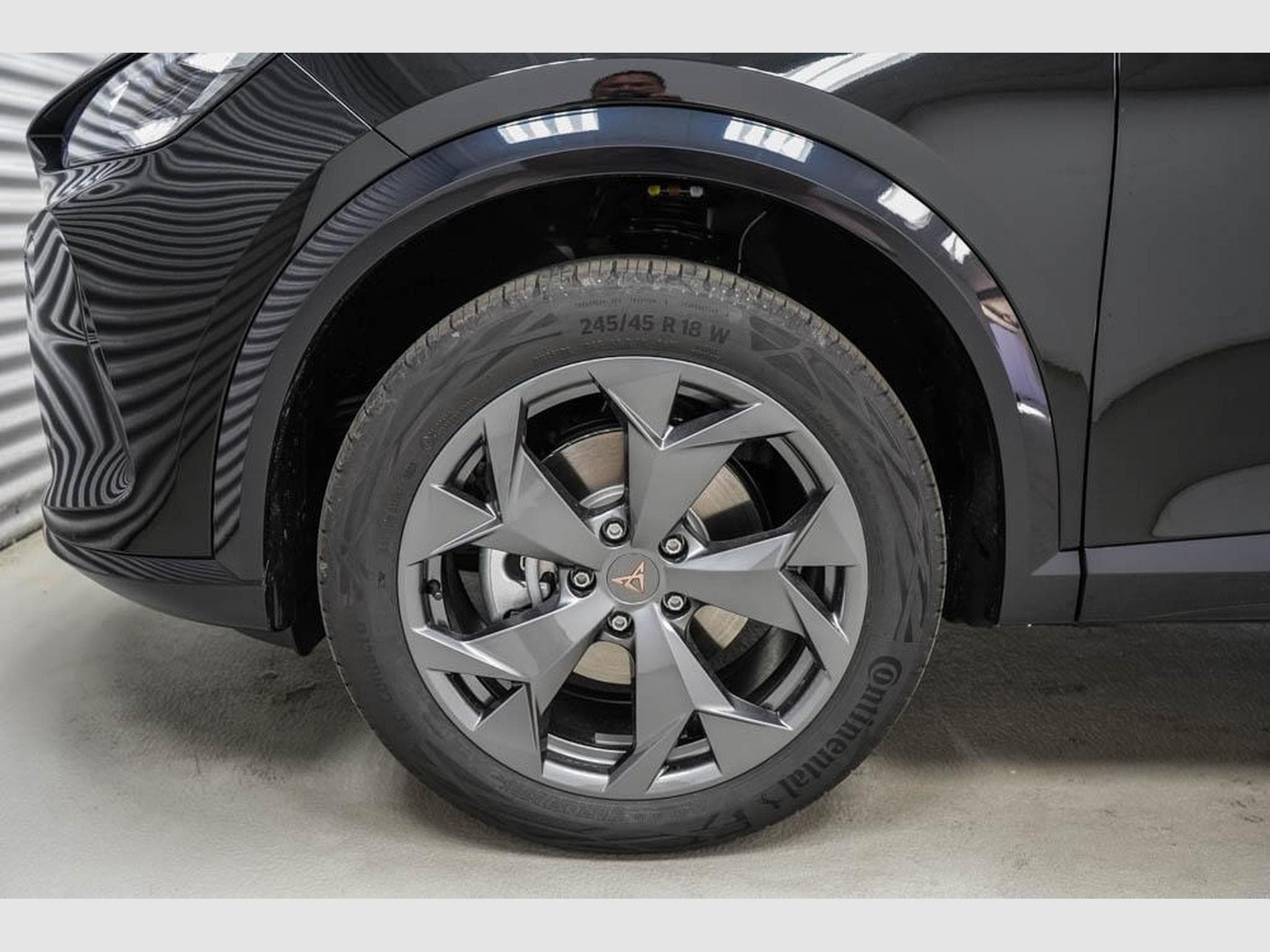 Cupra Formentor 1,5 eTSI DSG (2026) - Photo 5