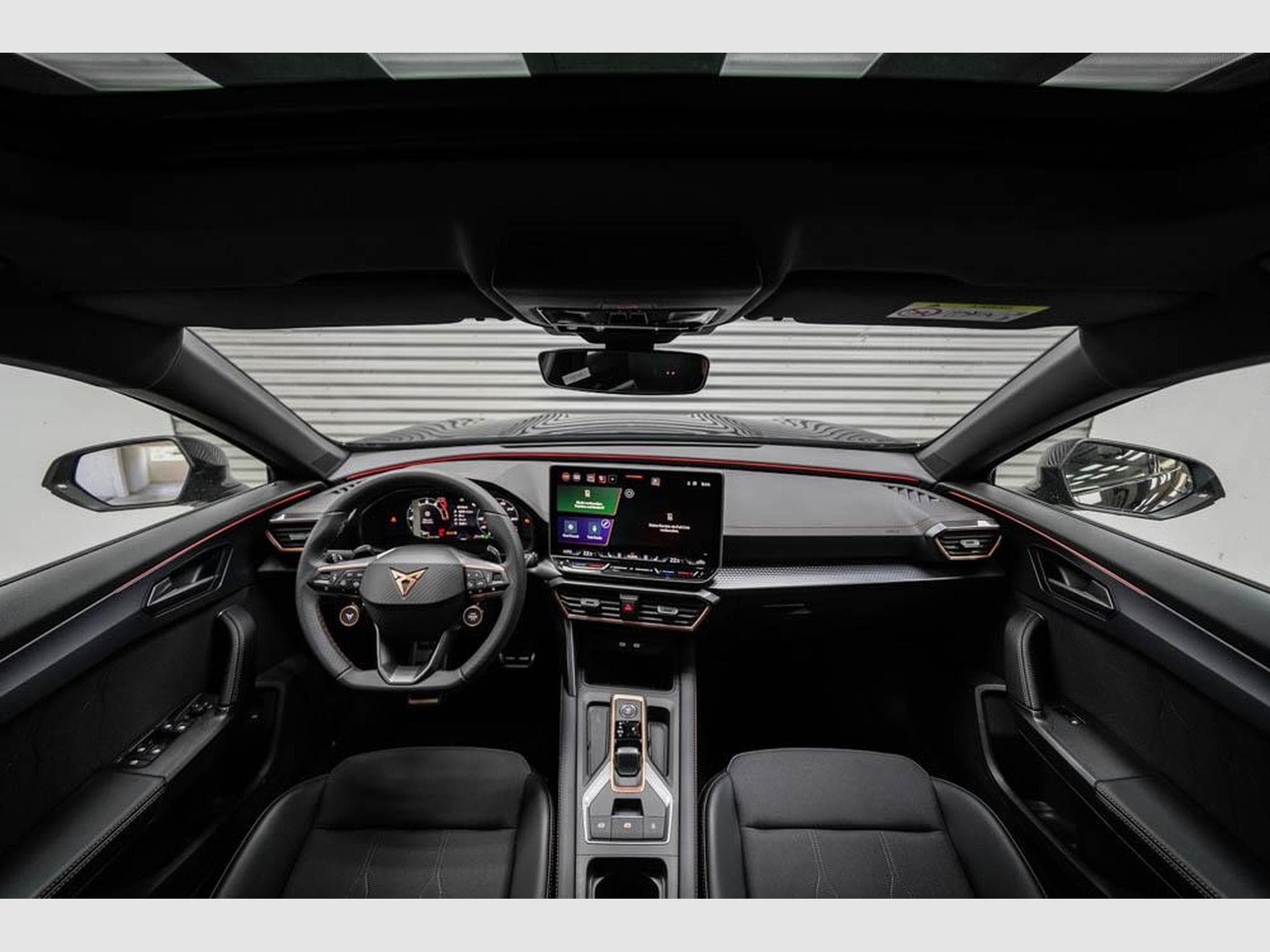 Cupra Formentor 1,5 eTSI DSG (2026) - Photo 6