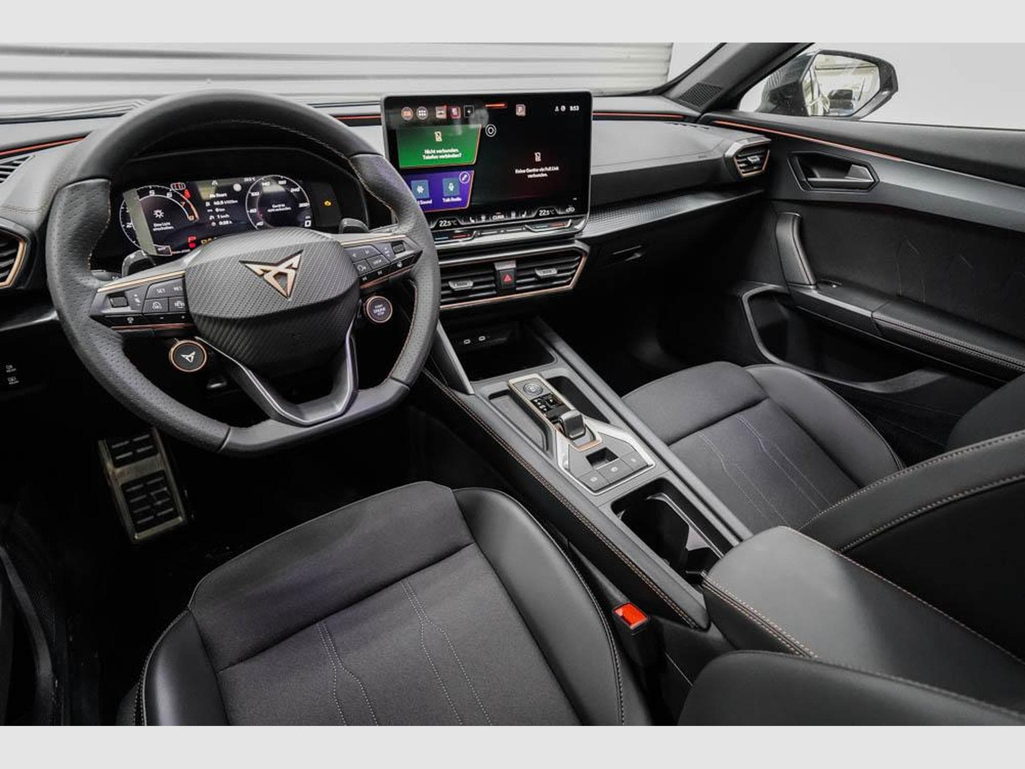 Cupra Formentor 1,5 eTSI DSG (2026) - Photo 7