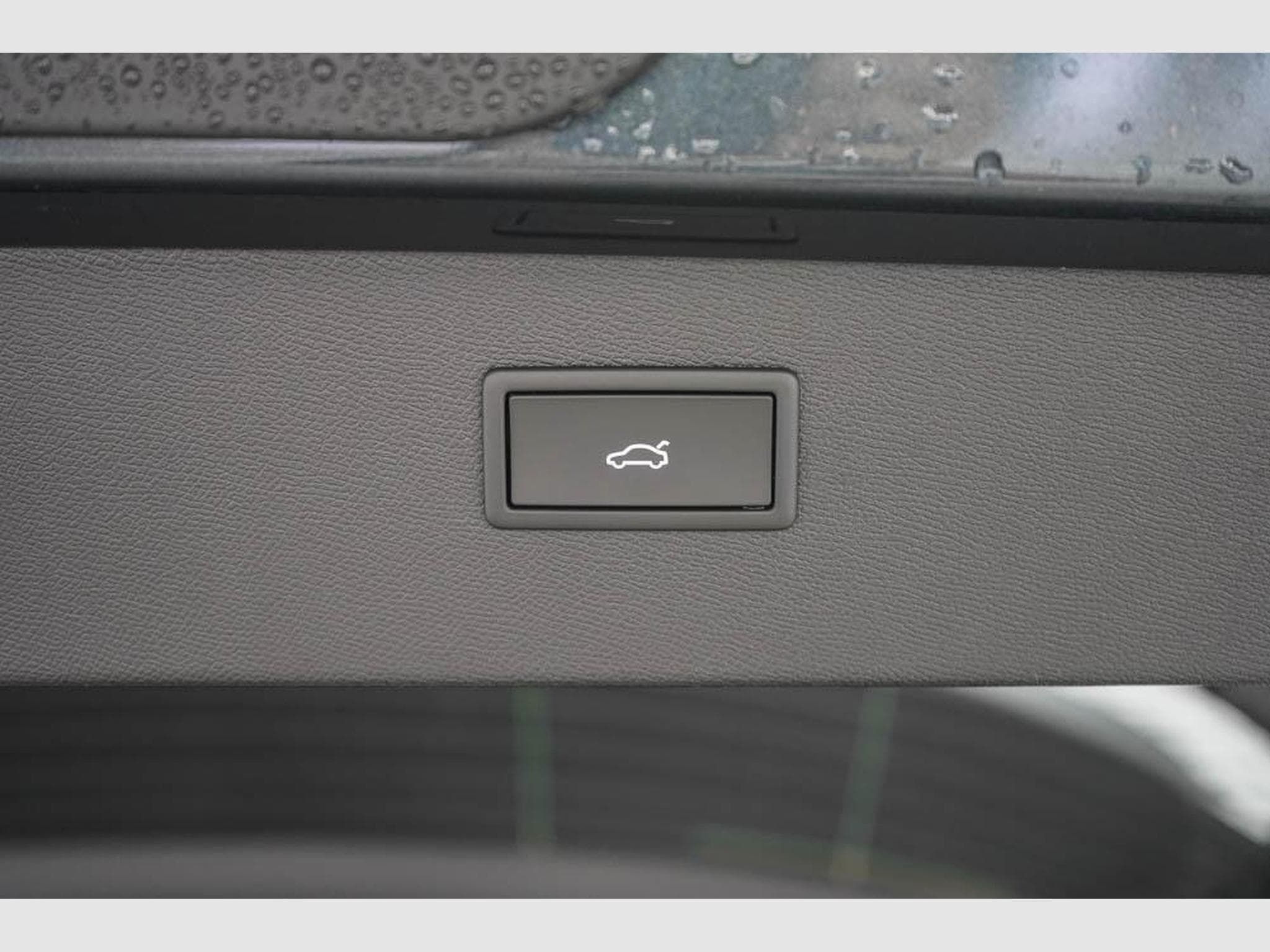 Cupra Formentor 1,5 eTSI DSG (2026) - Photo 19