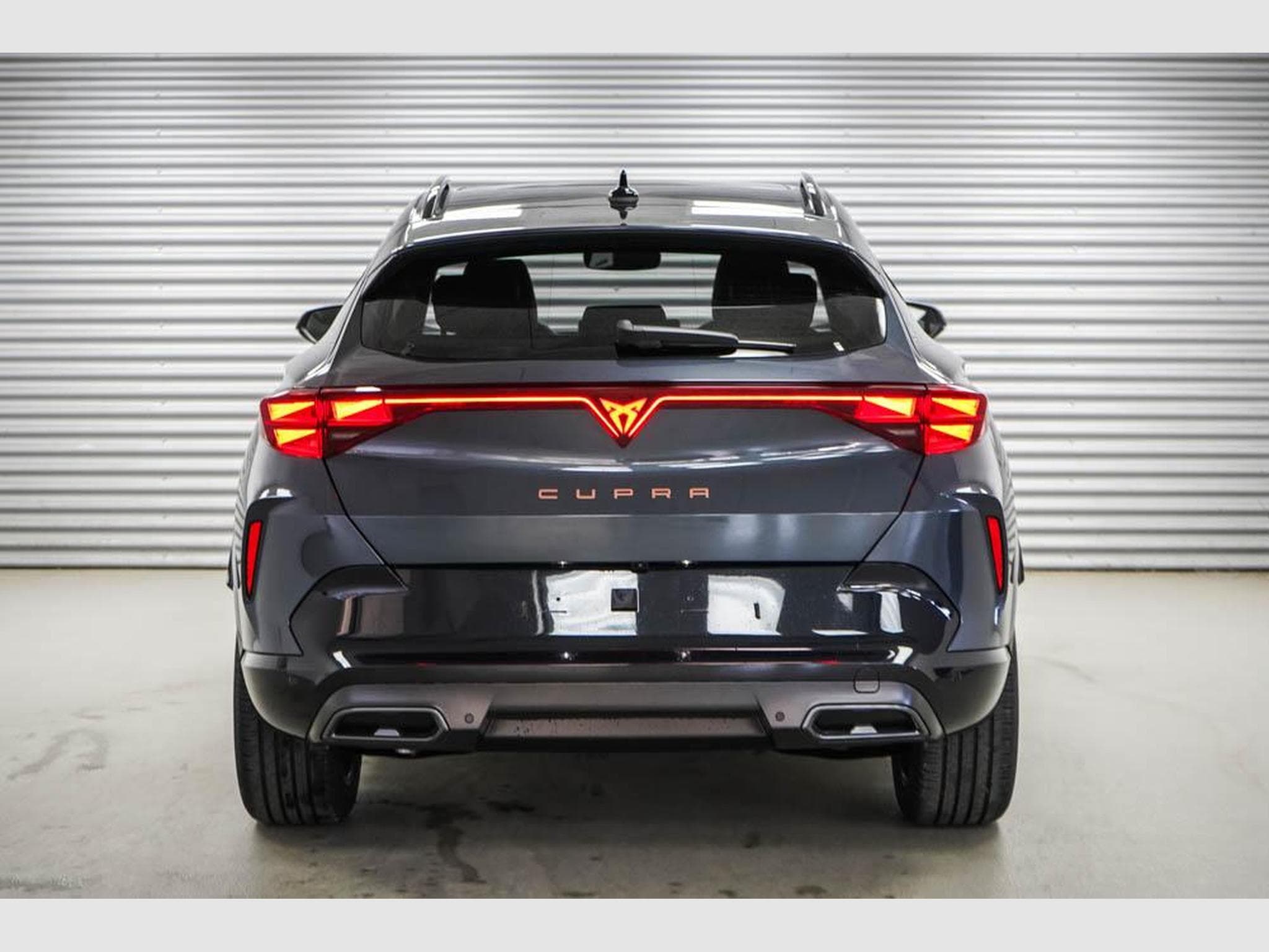 Cupra Formentor 1,5 eTSI DSG (2026) - Photo 4