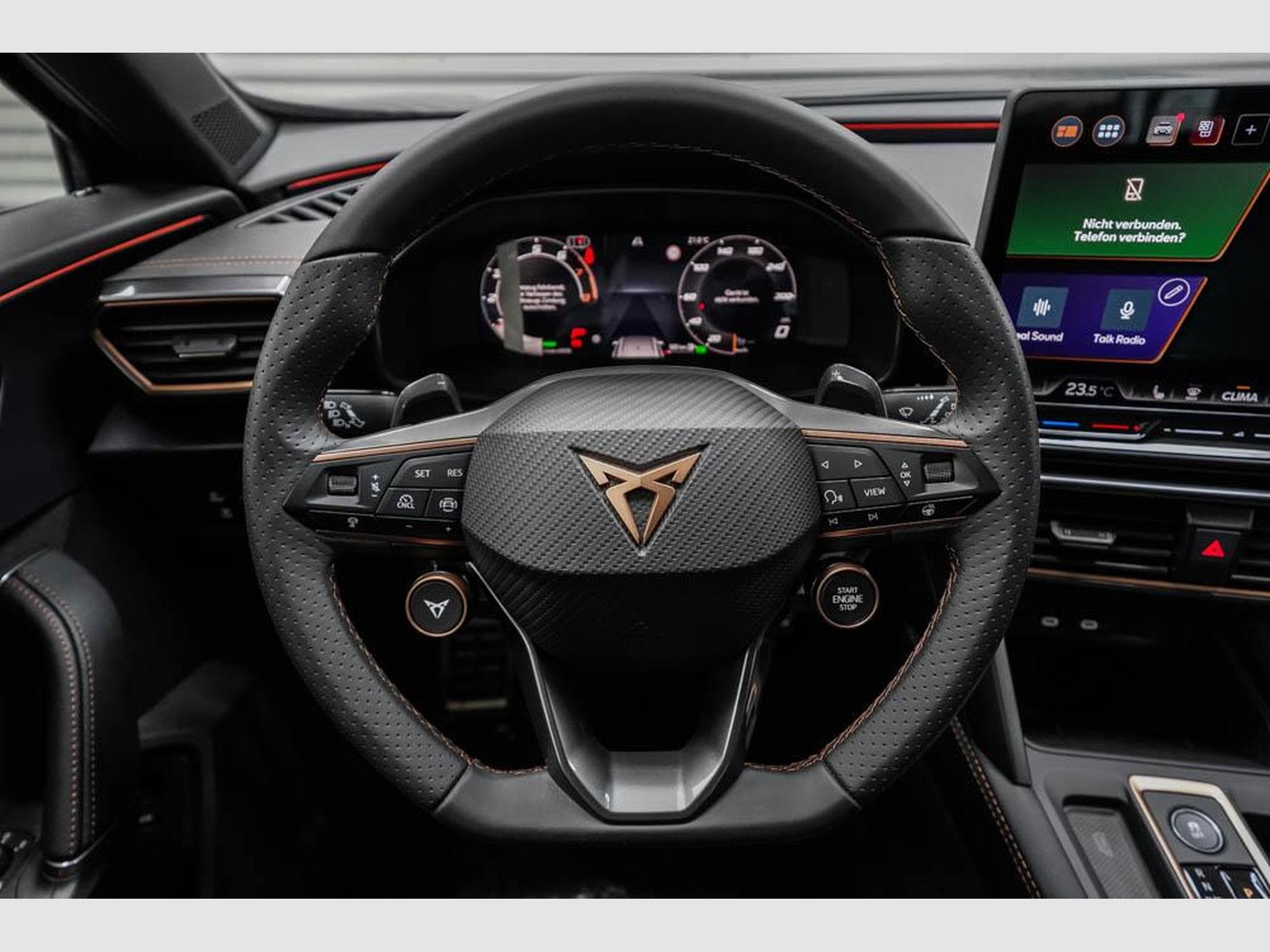 Cupra Formentor 1,5 eTSI DSG (2026) - Photo 9