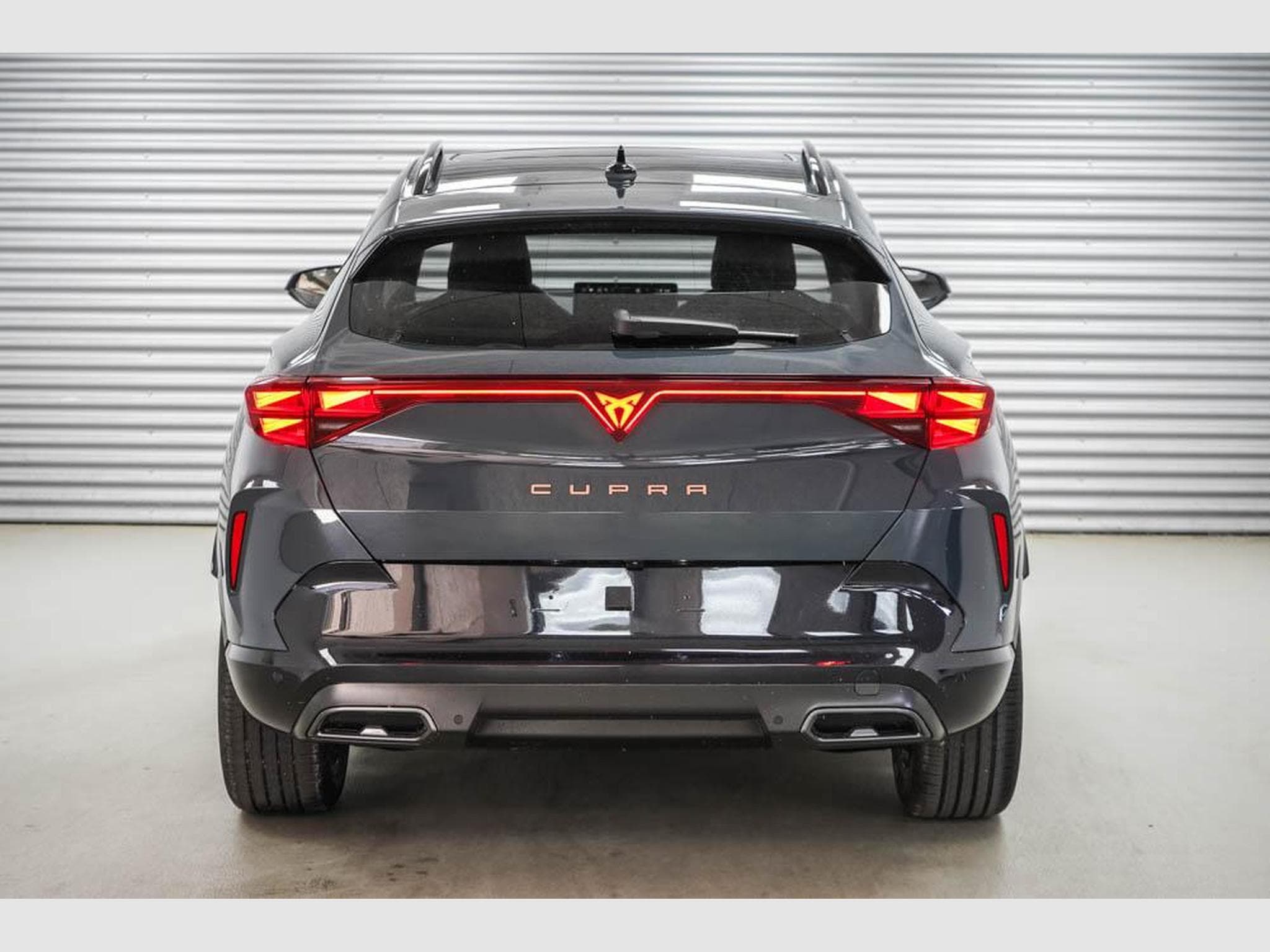 Cupra Formentor 1,5 eTSI DSG (2026) - Photo 4