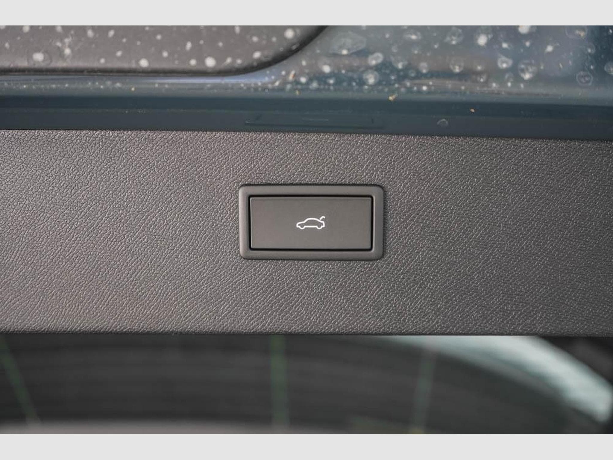 Cupra Formentor 1,5 eTSI DSG (2026) - Photo 19