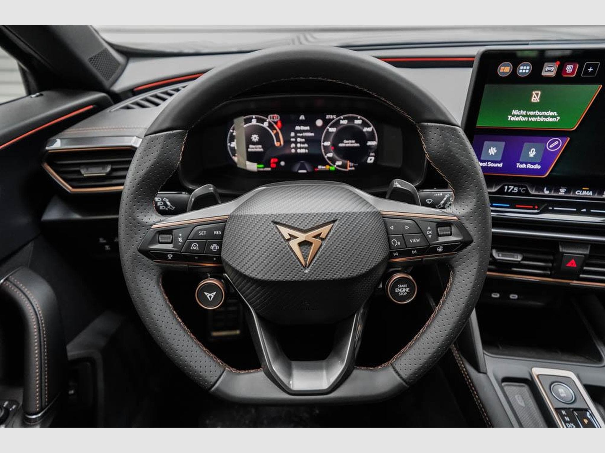 Cupra Formentor 1,5 eTSI DSG (2026) - Photo 9