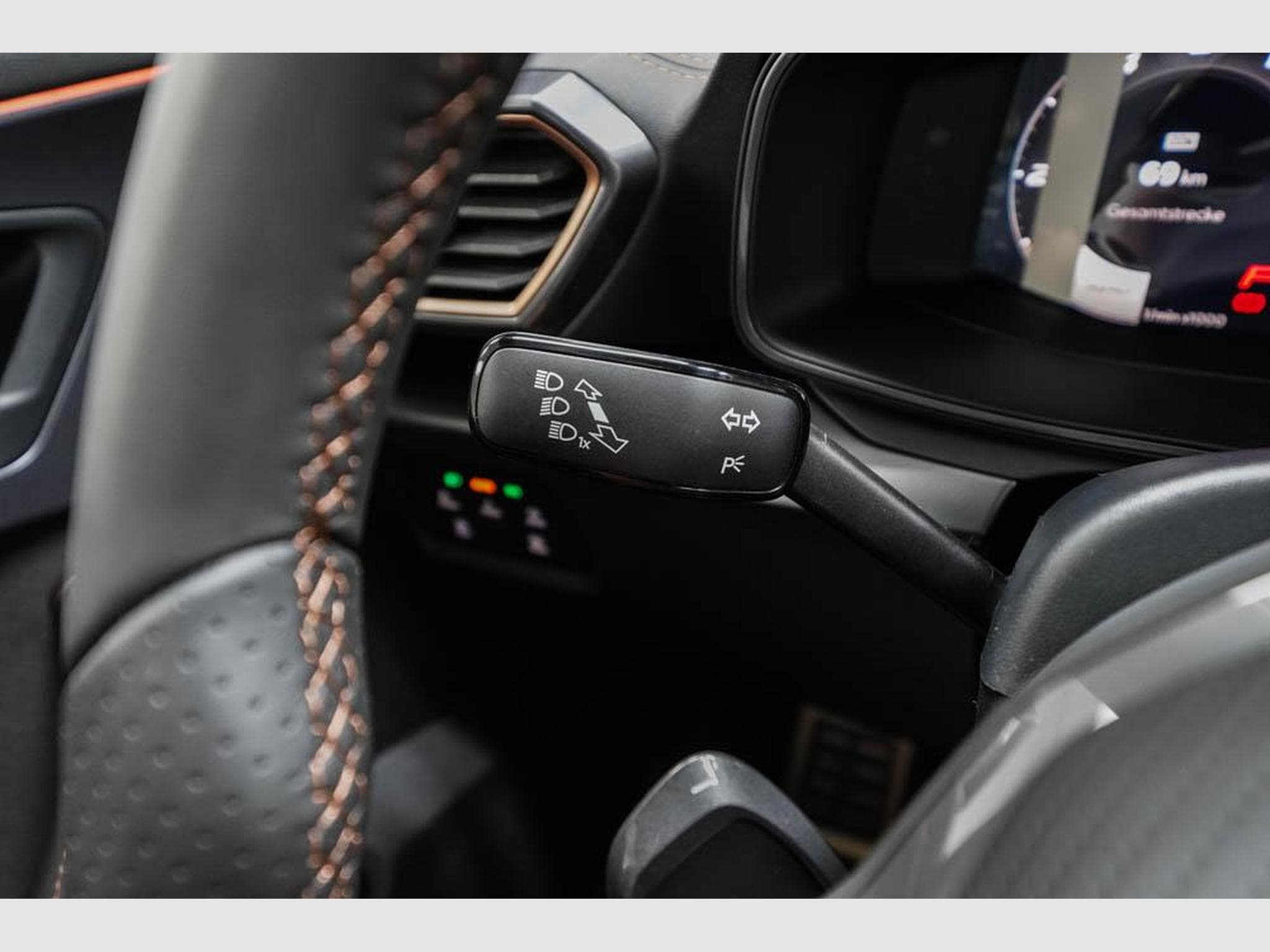 Cupra Formentor 2,0 TSI DSG (2026) - Photo 10
