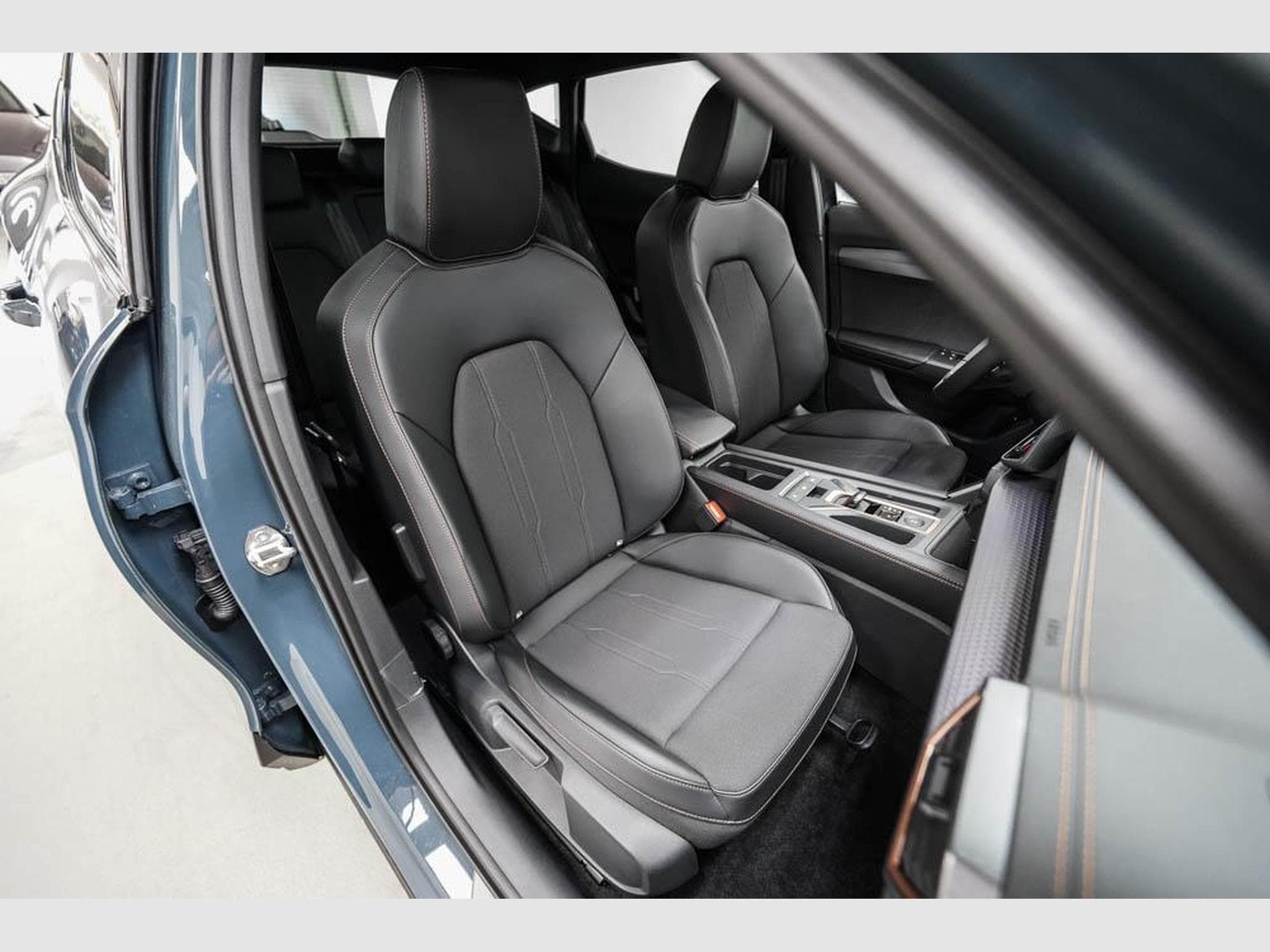 Cupra Formentor 2,0 TSI DSG (2026) - Photo 22