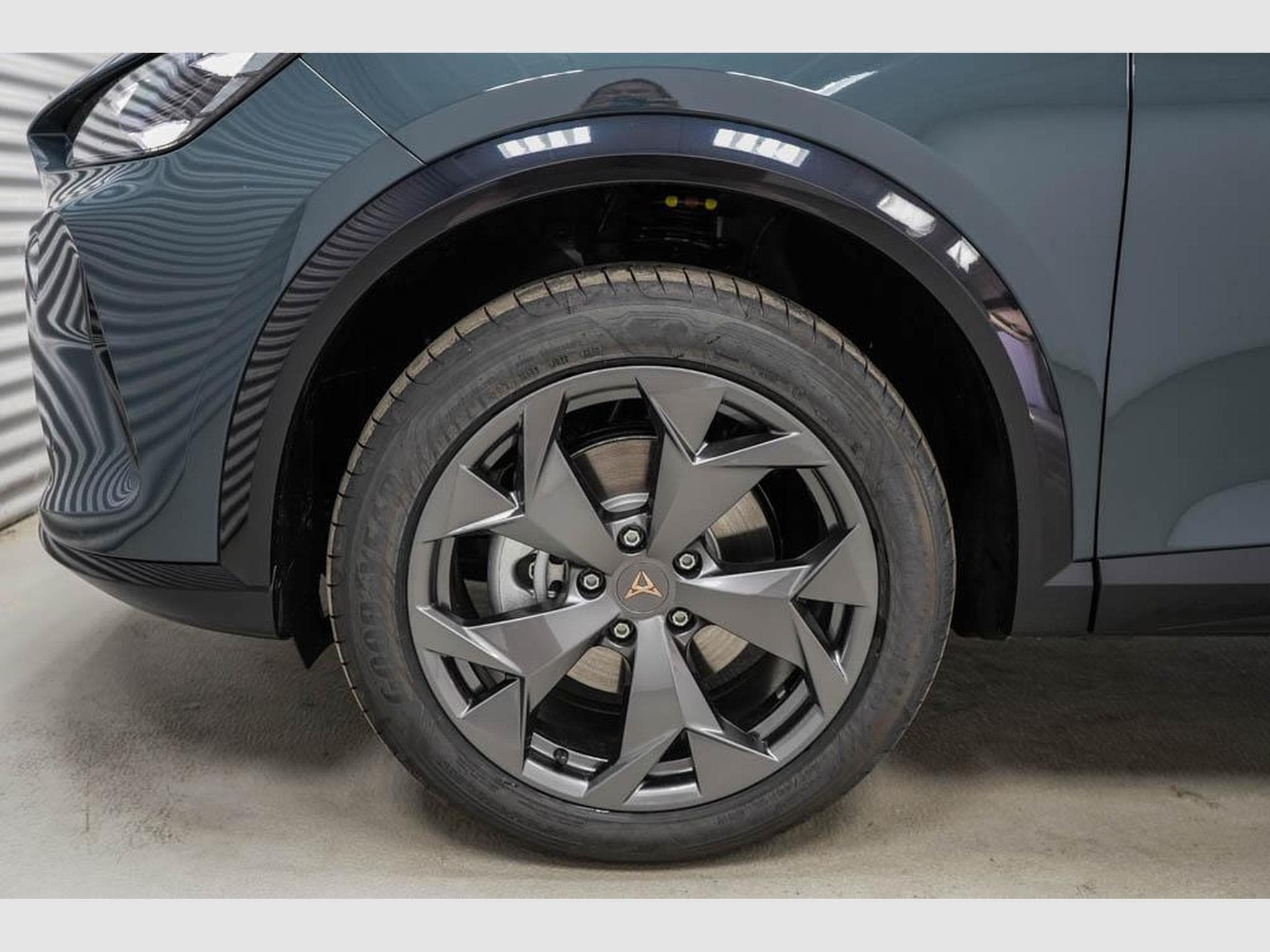 Cupra Formentor 2,0 TSI DSG (2026) - Photo 5