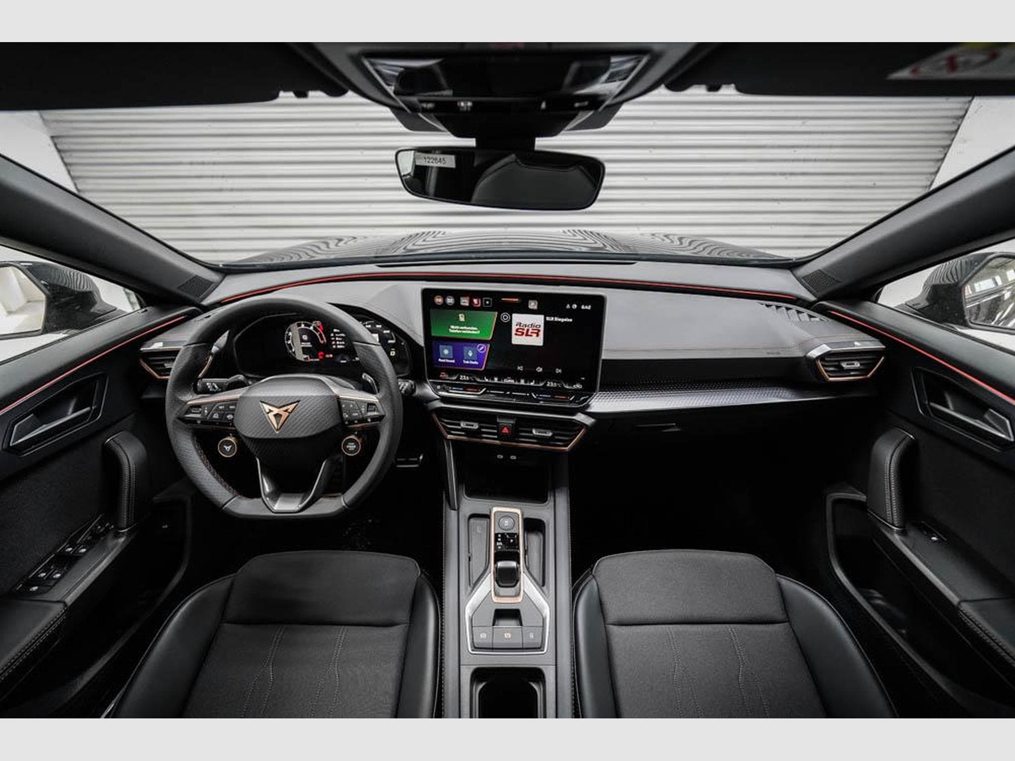 Cupra Formentor 2,0 TSI DSG (2026) - Photo 6
