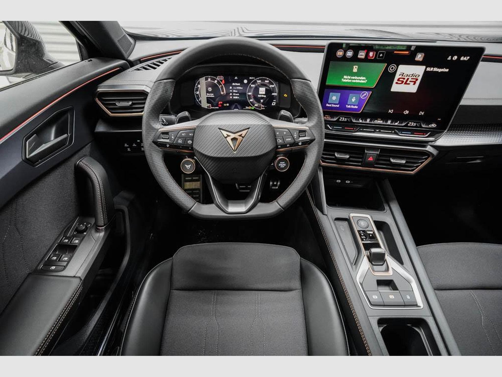 Cupra Formentor 2,0 TSI DSG (2026) - Photo 8