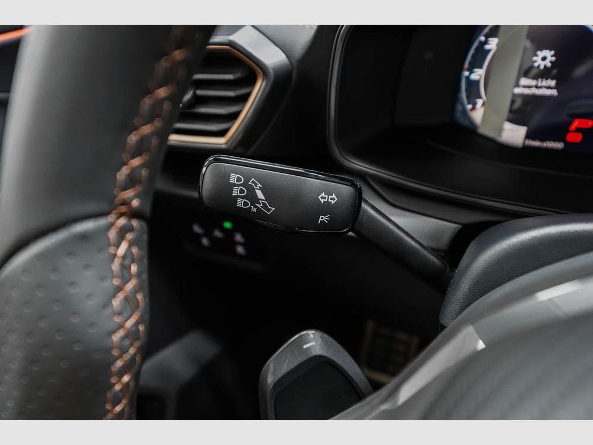 Cupra Formentor 2,0 TSI DSG (2026) - Photo 10